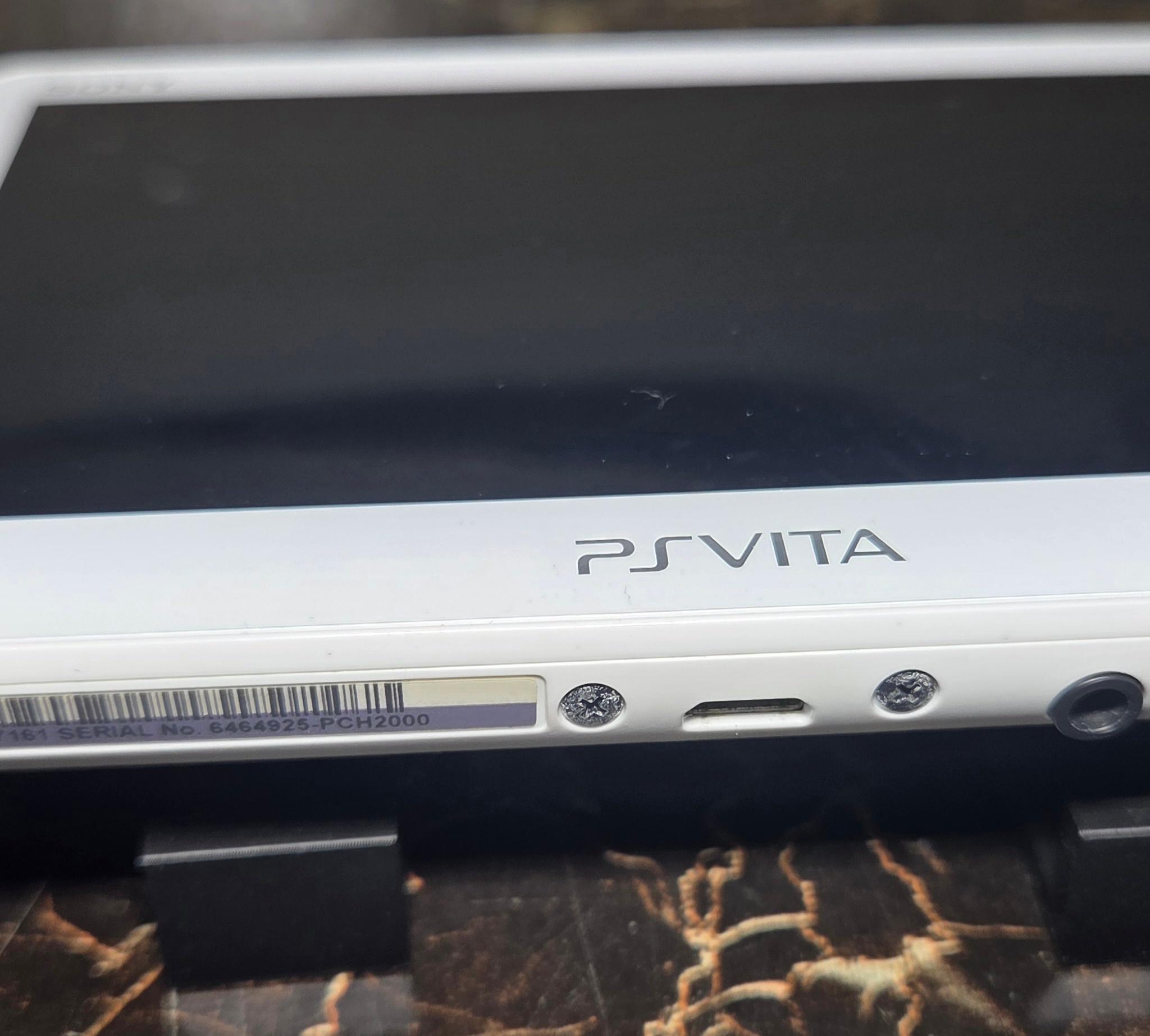Sony PlayStation Vita PCH-2000 Final Fantasy X|X-2 Edition 256GB
