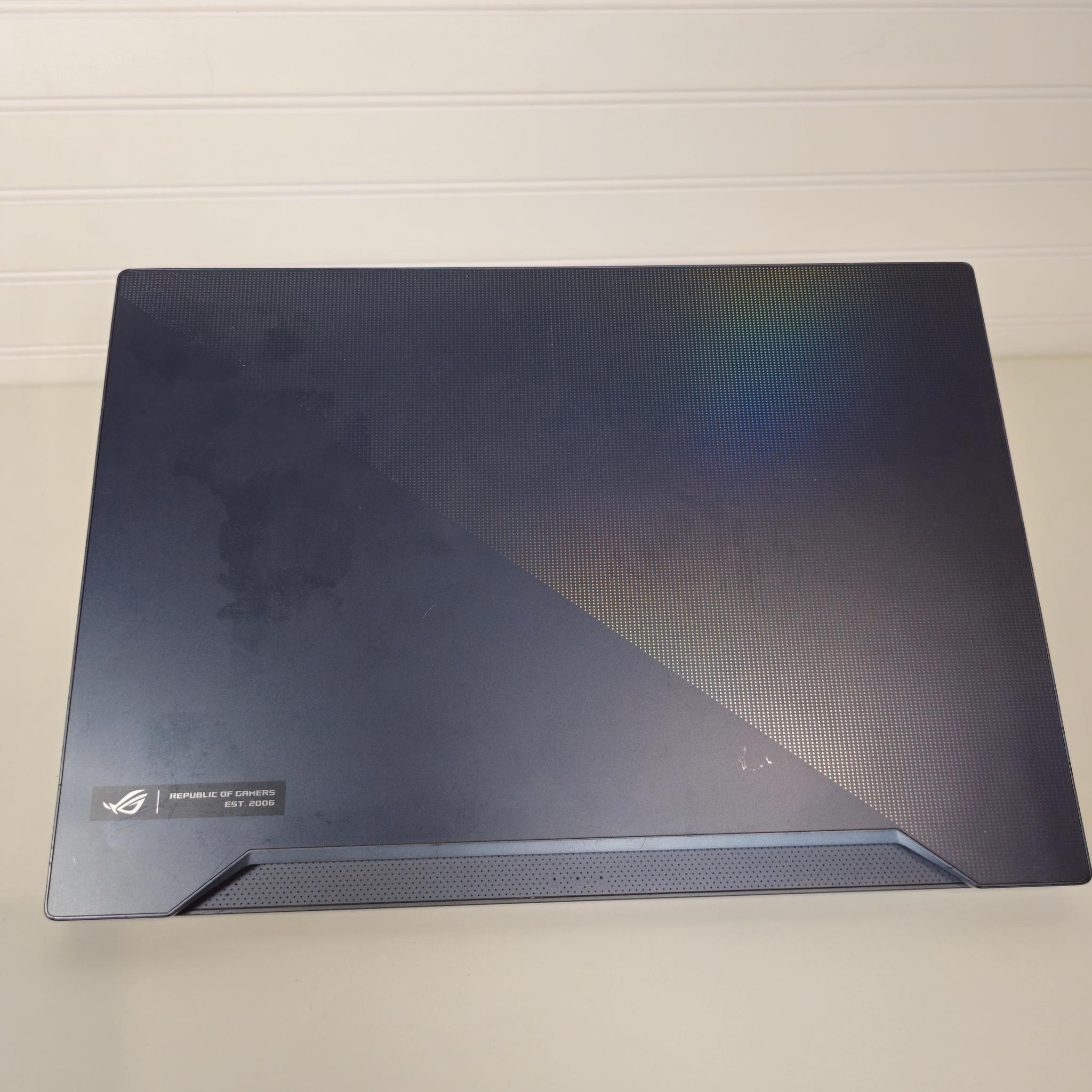 Asus ROG Zephyrus M15 Gaming Laptop