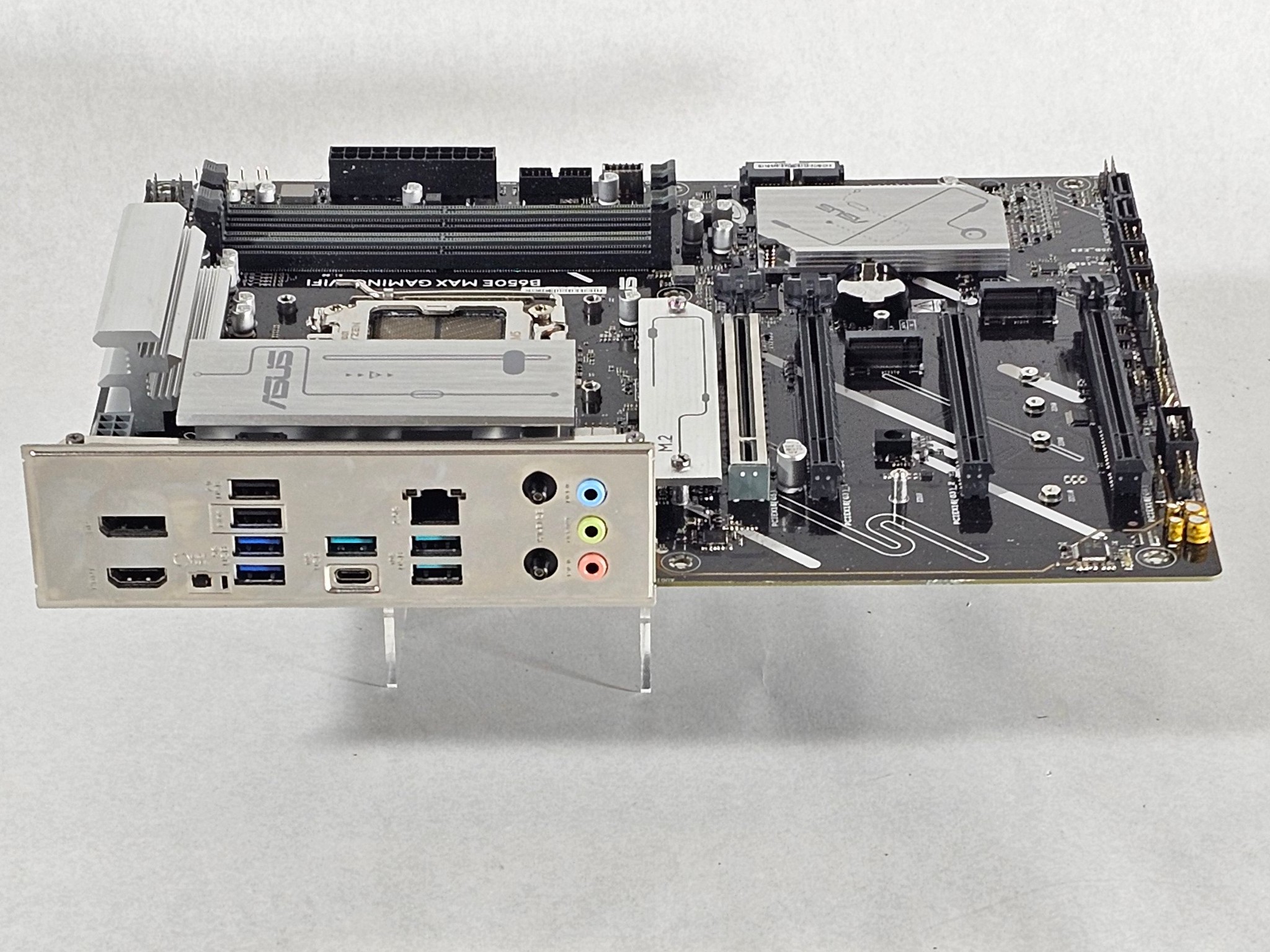 ASUS B650E Max Gaming WIFI AMD AM5 DDR5 ATX Motherboard
