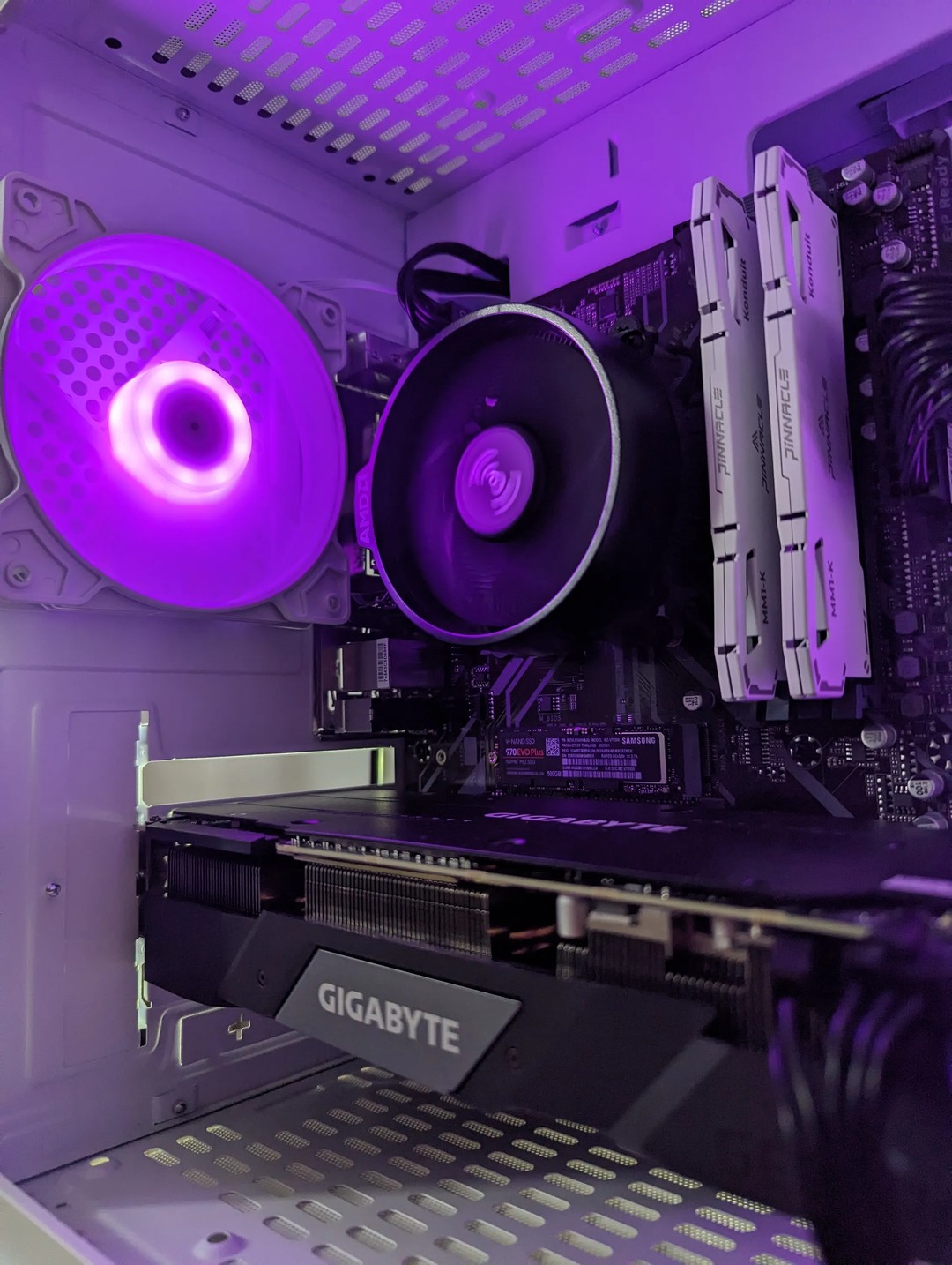 RTX 2070 Super, Ryzen 5 5600x Mid Level RGB Gaming PC (WHITE) | Jawa