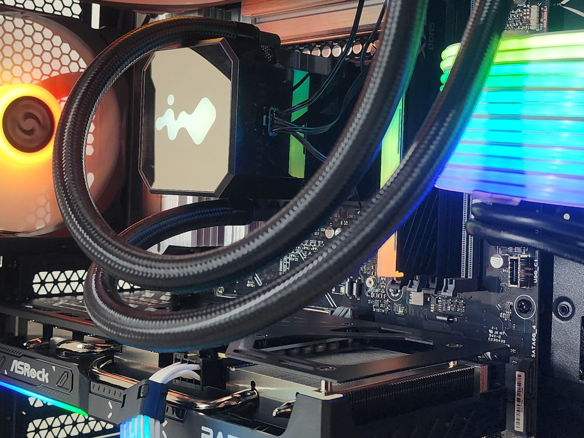 Gaming PC Ultra 5 250KF 16GB RAM 1TB SSD RX 9060 XT 16GB Windows 11 Computer