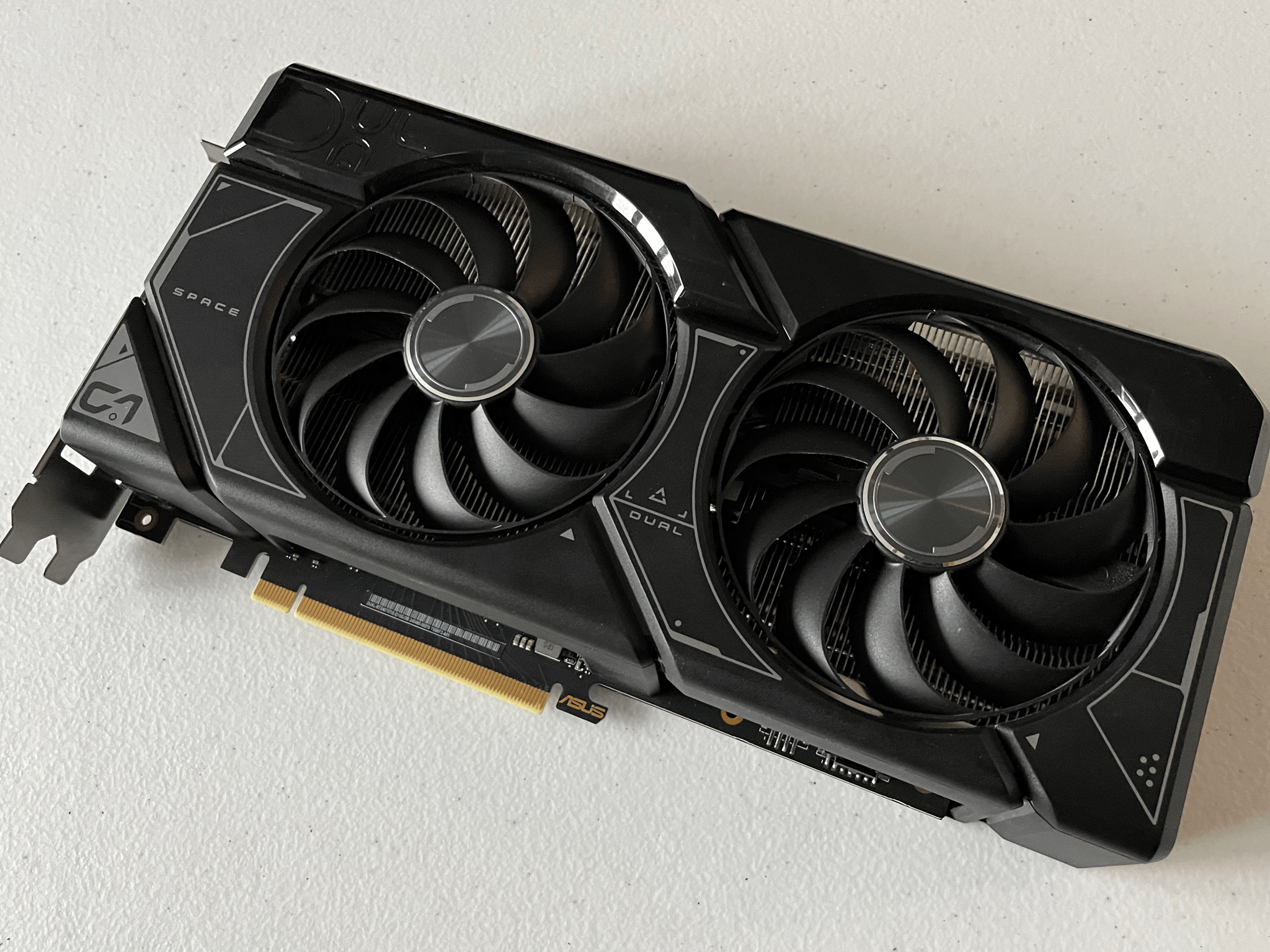 ASUS DUAL OC GeForce RTX 4070 Ti SUPER - Image 3