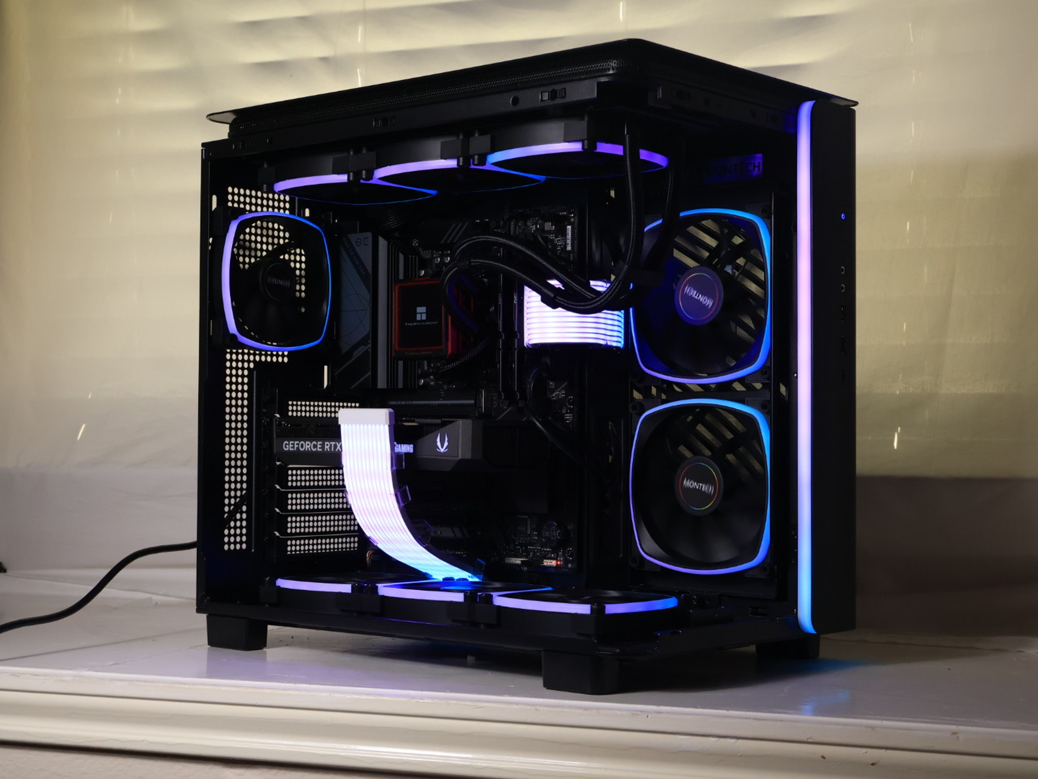 🟣🔵Zephyr | RTX 5070 Ryzen 7 9700x 2tb NVMe🔵🟣
