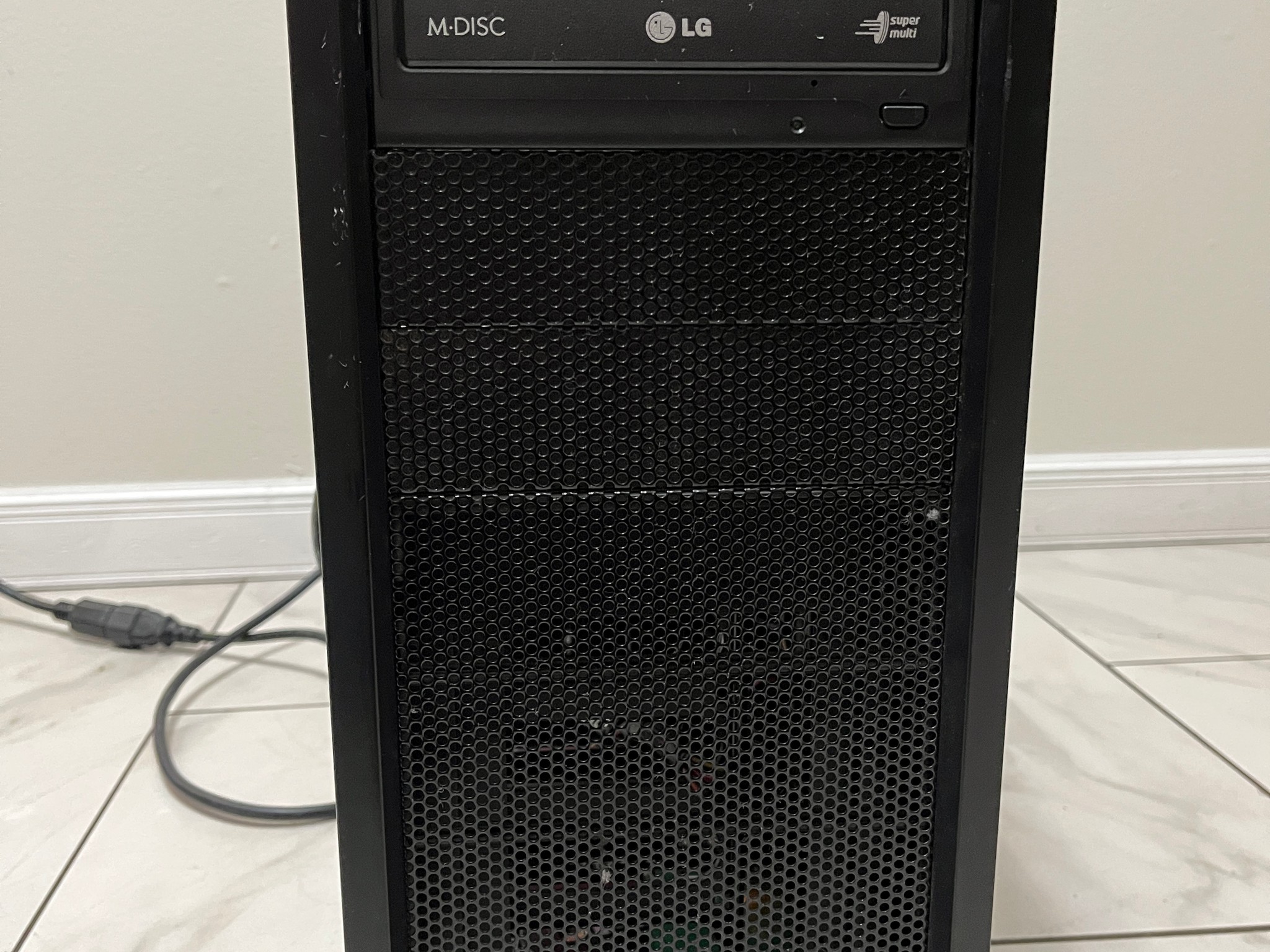 NVIDIA RTX 2070, Intel i7-7700, 16GB RAM, 3.1TB Storage - Gaming PC w/Wi-Fi, BT