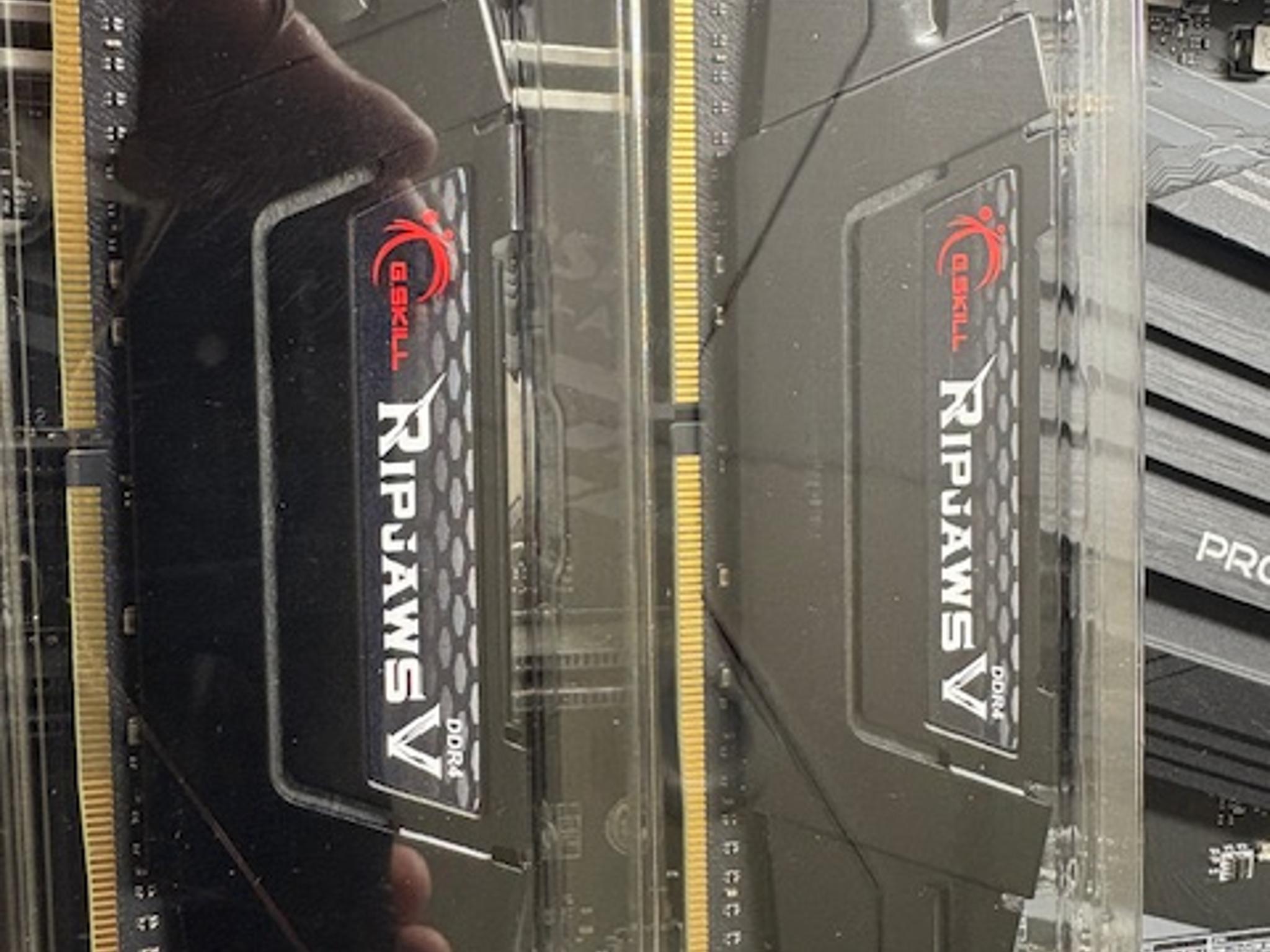 G.Skill Ripjaws V Series DDR4 3600Mhz 64GB (2X32)
