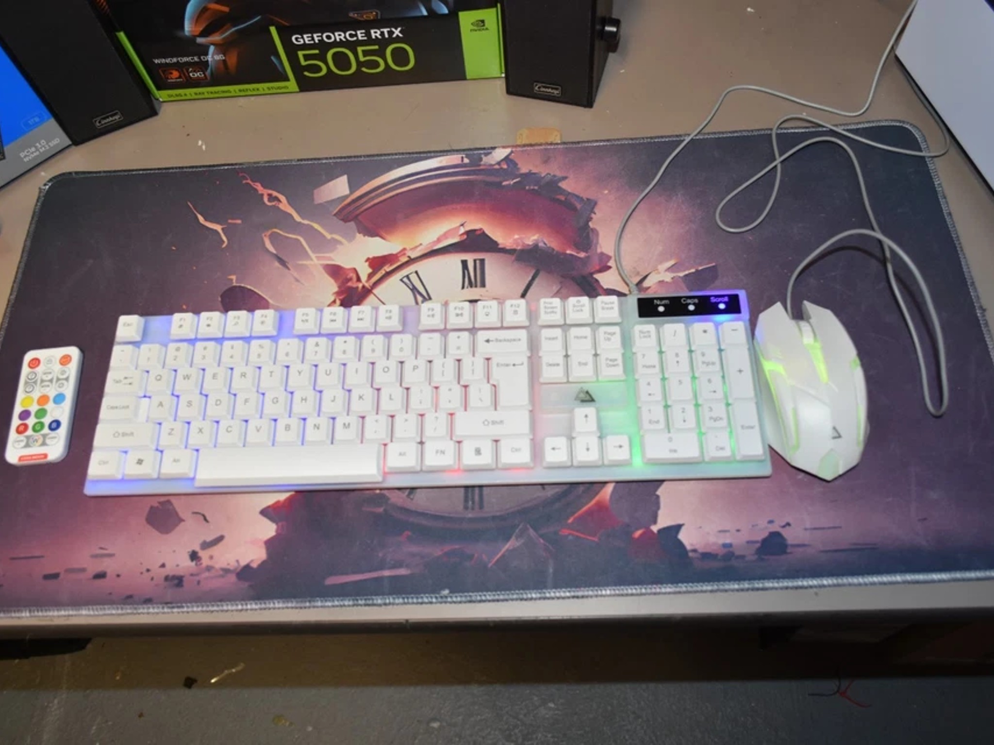 Ryzen 5 5500 RTX 5050 8GB 32 GB of RGB ram 1 TB NVME Speakers Keyboard & Mouse