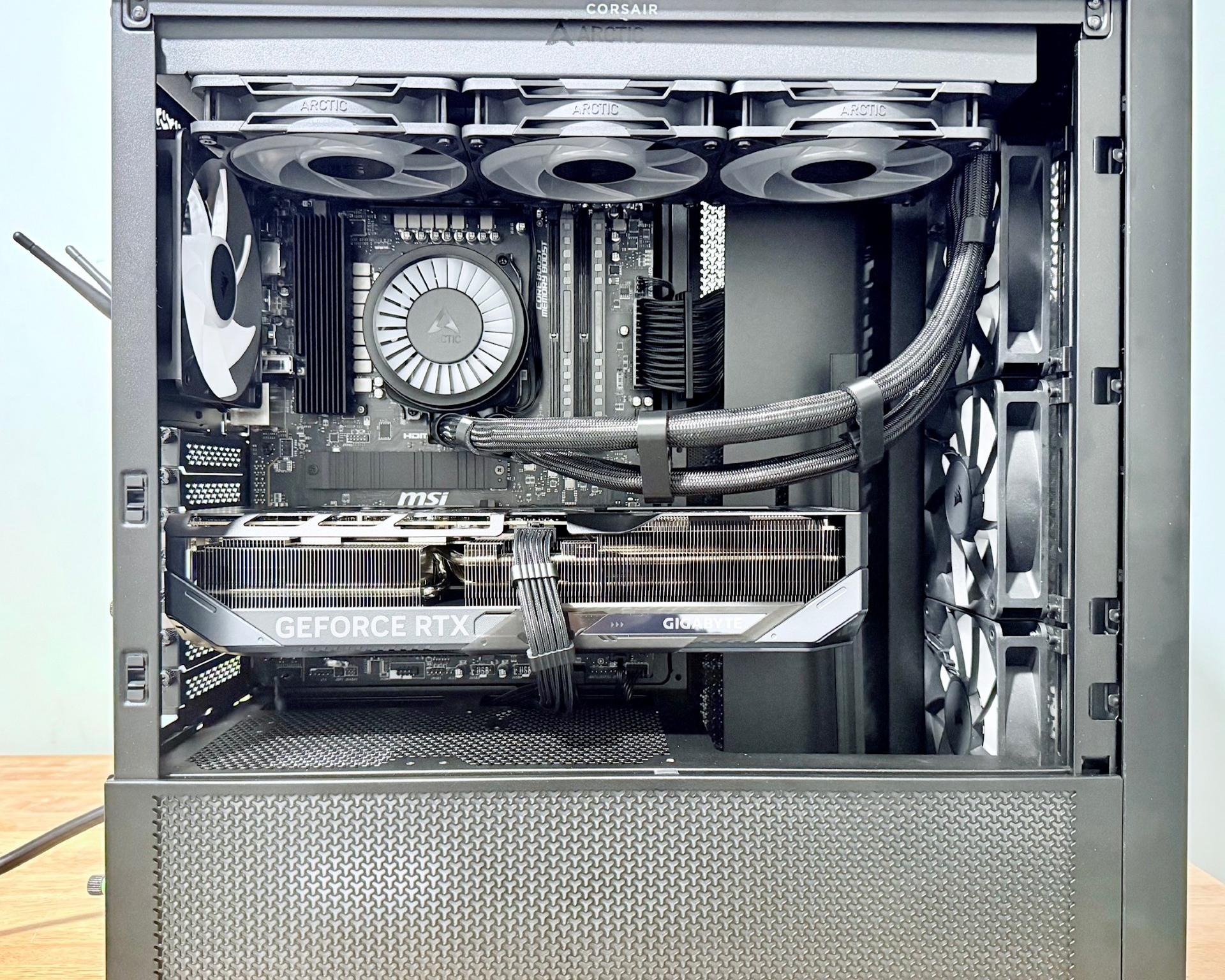 Dominator RTX 5070TI 16GB
