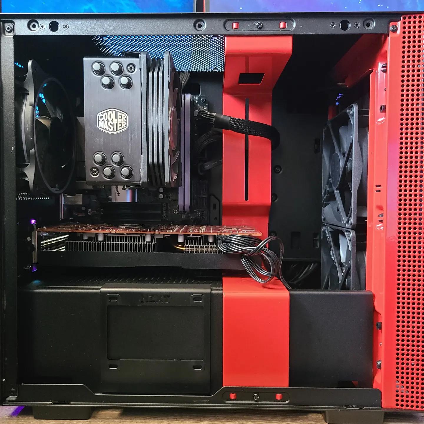 "Red" | RX 5700XT | intel 10100 | 16GB Corsair VENGEANCE