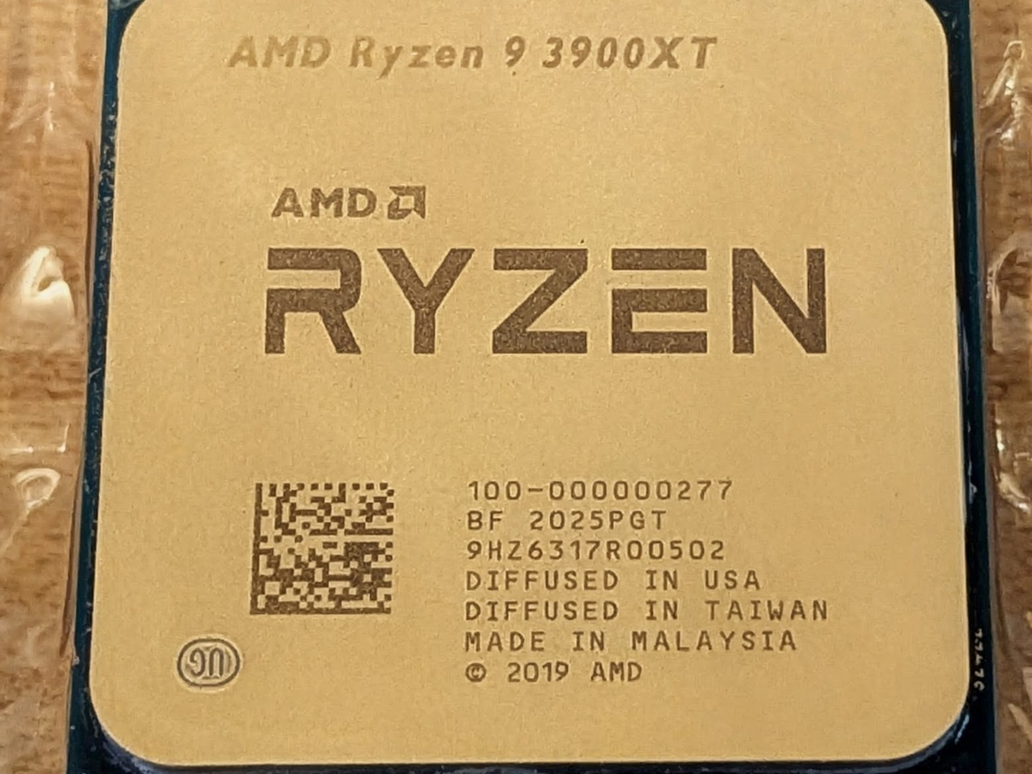 Ryzen 9 3900XT AMD