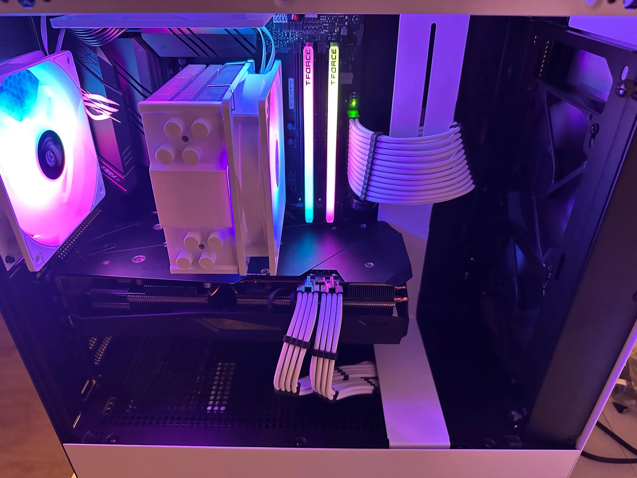 BUDGET Gaming PC (Ryzen 7 2700x, Aorus 5700xt, 16gb DDR4)
