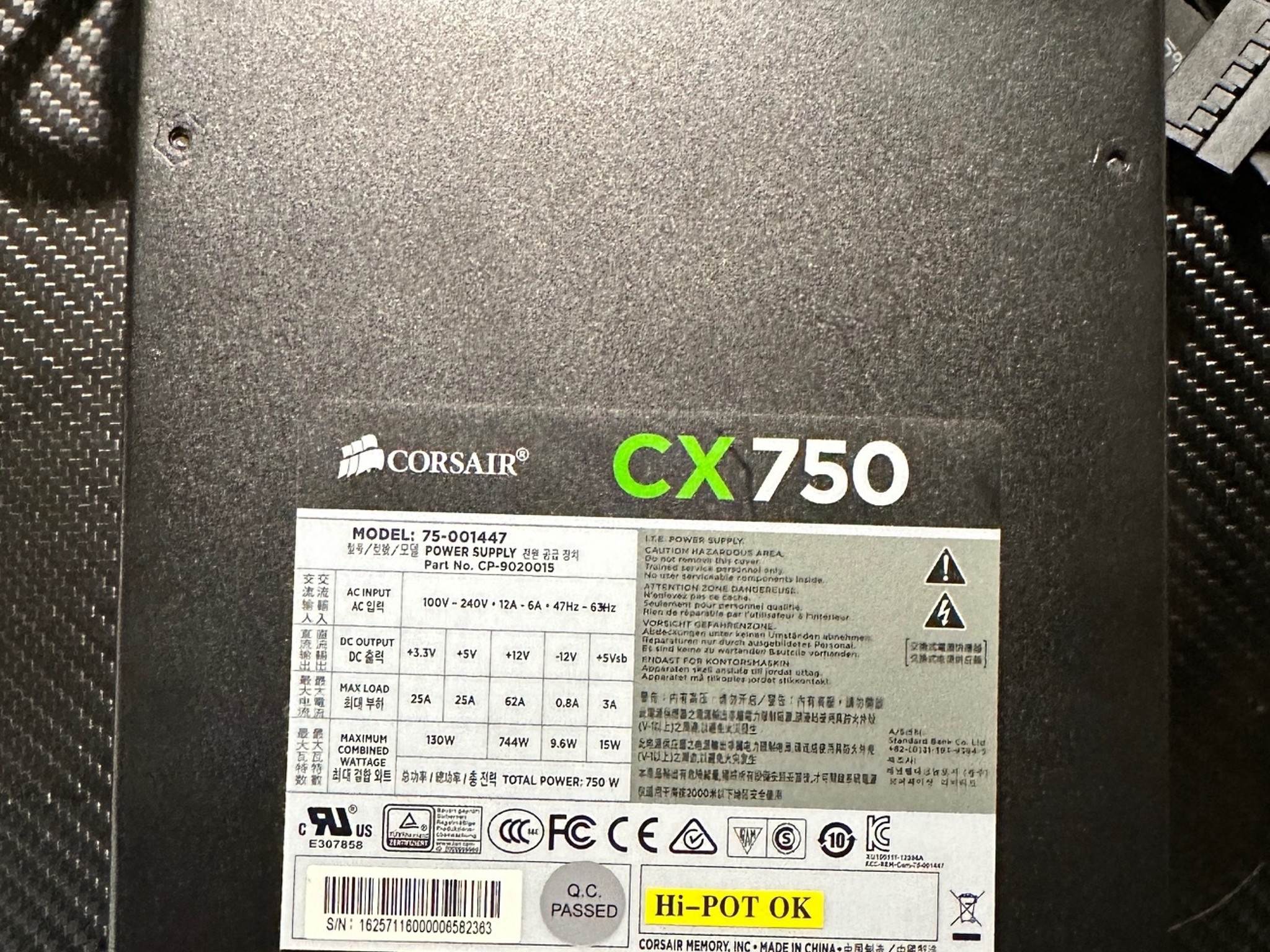 CORSAIR CX750 — 80 PLUS® Bronze - 750 Watt Power Supply - Non-Modular