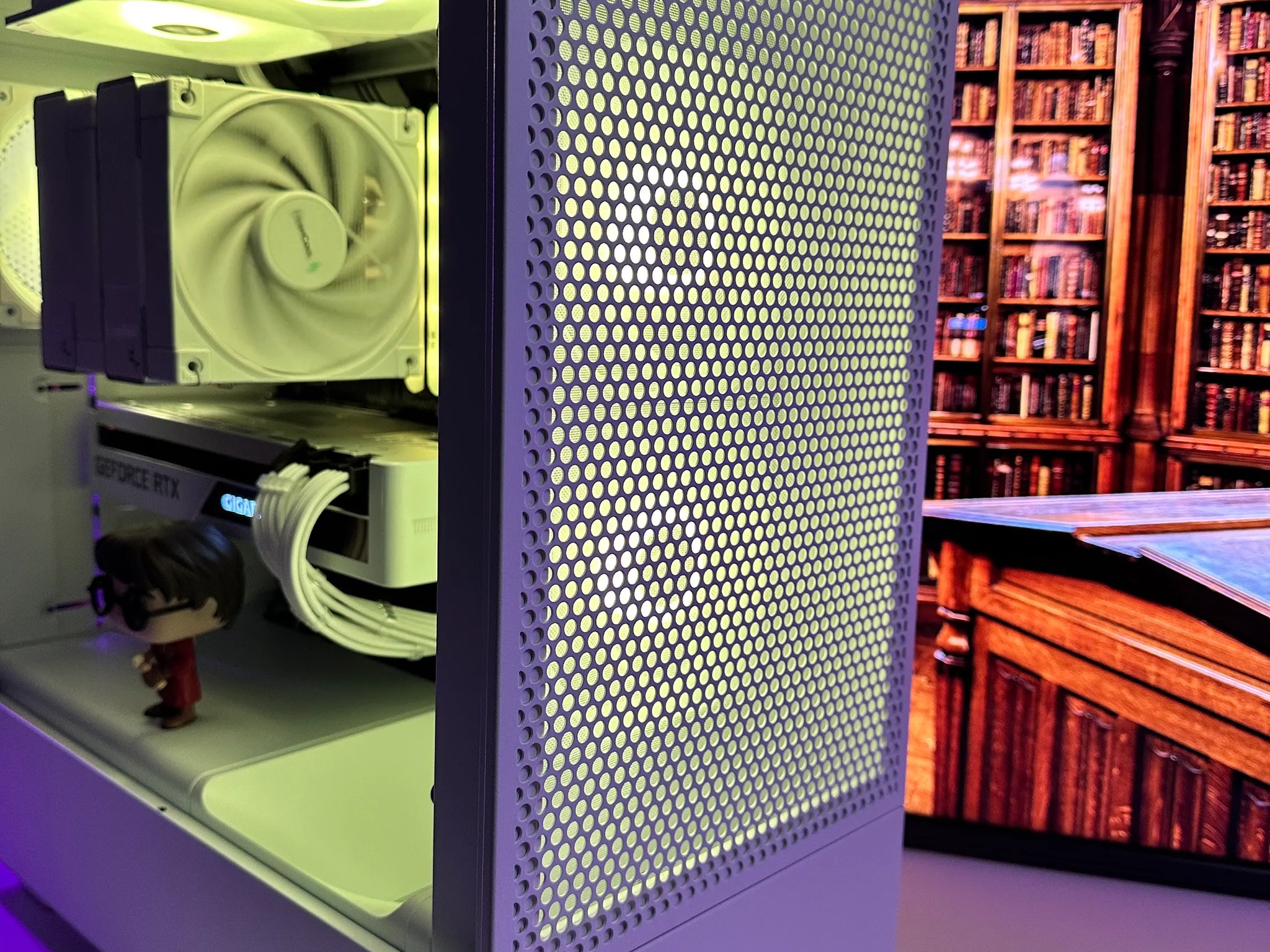 ⚡🤓Hogwarts 🪄🦌-Gaming PC-Nvidia RTX 3070 8GB-Intel Core i5 12600KF 10-Core-32GB DDR4-1TB NVME