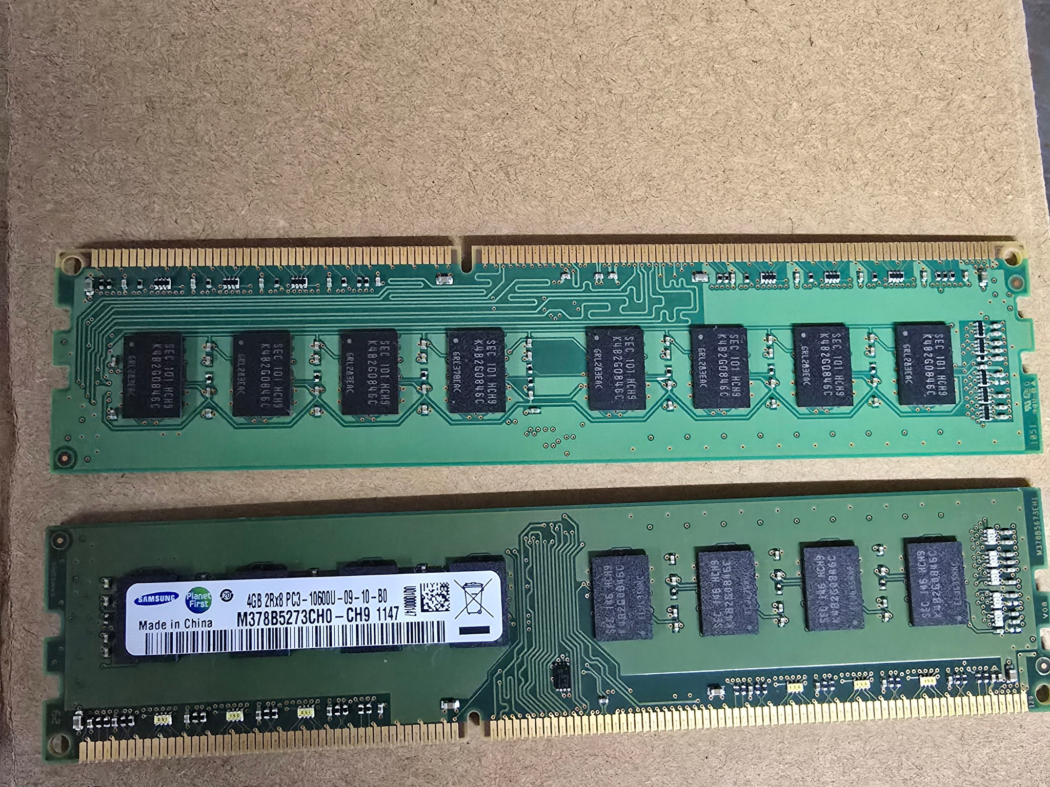 Samsung 8GB, 2X 4GB 2Rx8 M378B5273CH0-CH9 DDR3-1333 UDIMM PC3-10600 NON-ECC