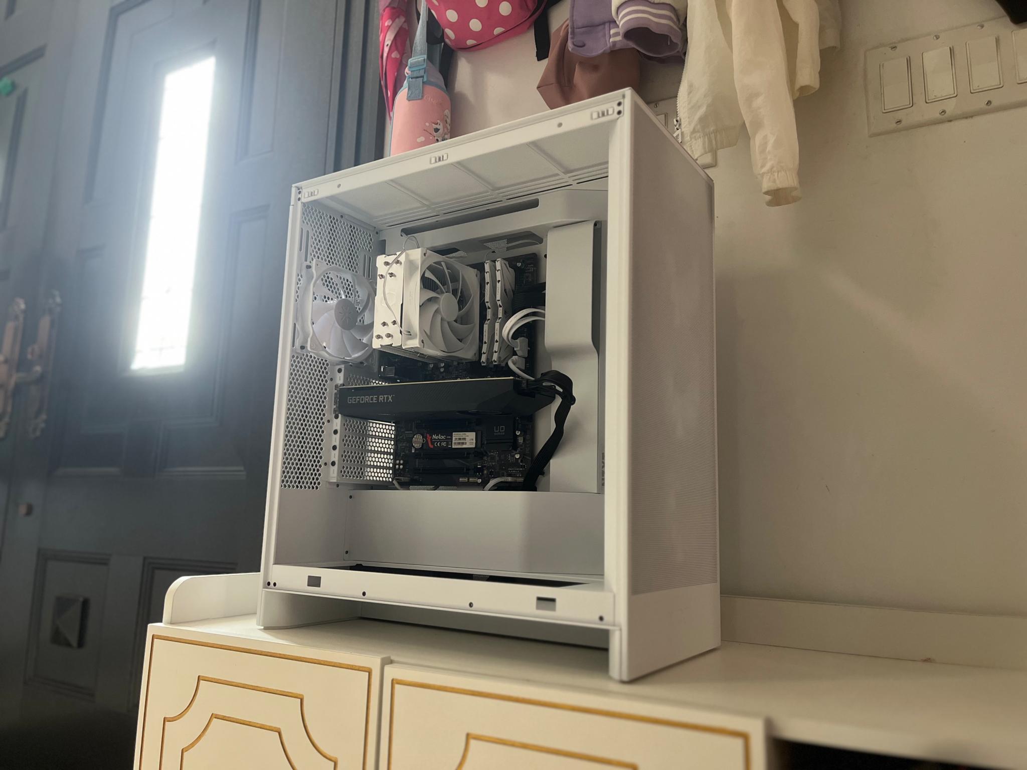 RTX 3070 | Intel i7 11700F | 32 GB RAM | Frost Arts 🥶❄️Gaming Pc