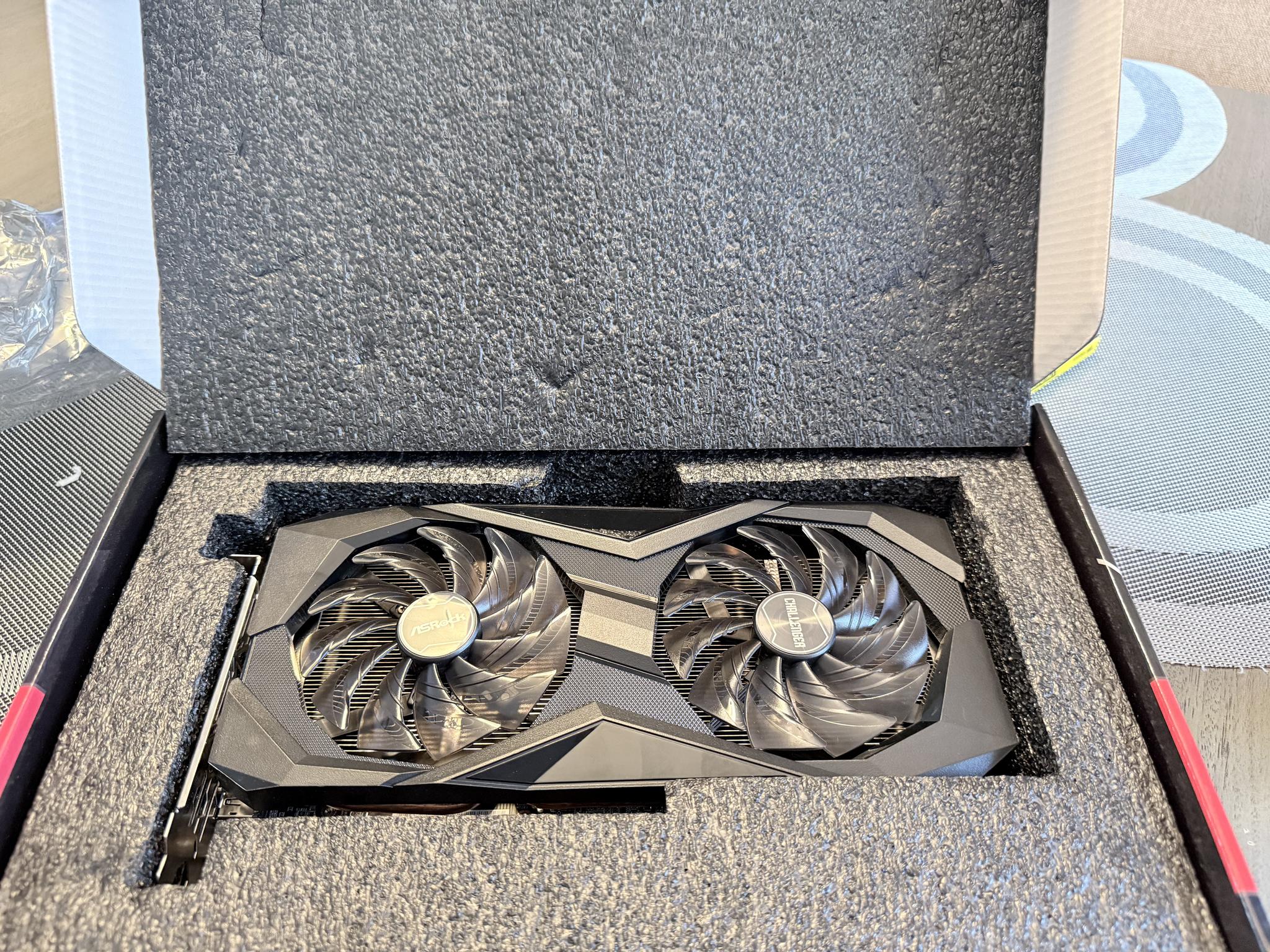 ASRock Challenger Radeon RX 6600
