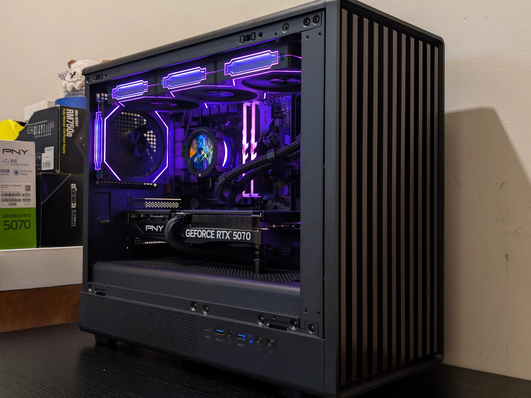 🪵🔥1440p Gaming Beast | RTX 5070 | Ryzen 5 7600X | 1TB SSD | 32GB RAM | WiFi 6 & Bluetooth🔥🪵