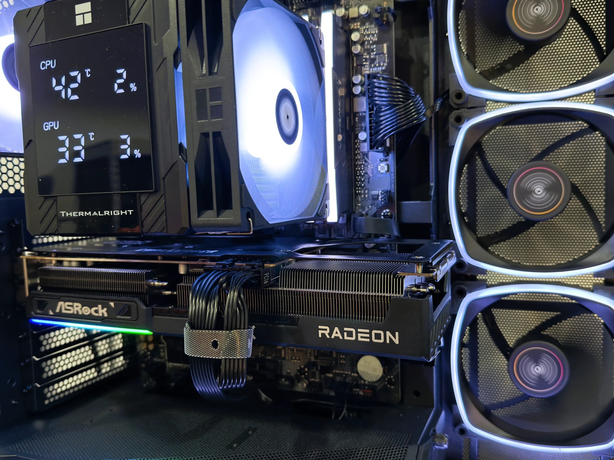 Gaming PC - RX 9070 | Ryzen 7 - 7700x | 32 GB DDR5 | 2 TB SSD | 750w Gold PSU