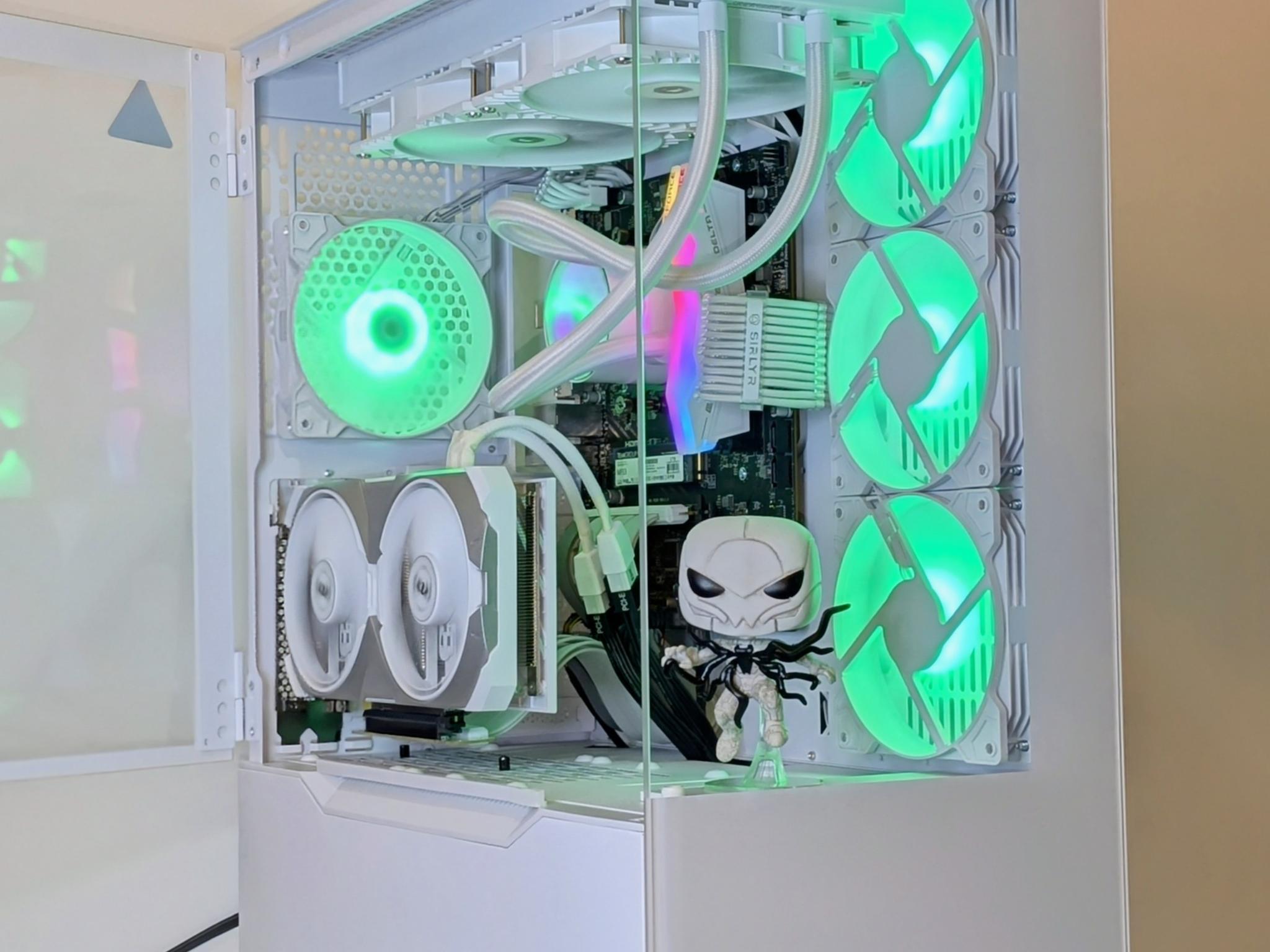 1440p-4K Ray-Tracing👑🕷️⚪️RTX 4070 Super⚪️ Ryzen 7 7700X⚪️32GB DDR5 RAM⚪️1TB NVMe SSD⚪️Windows 11✅