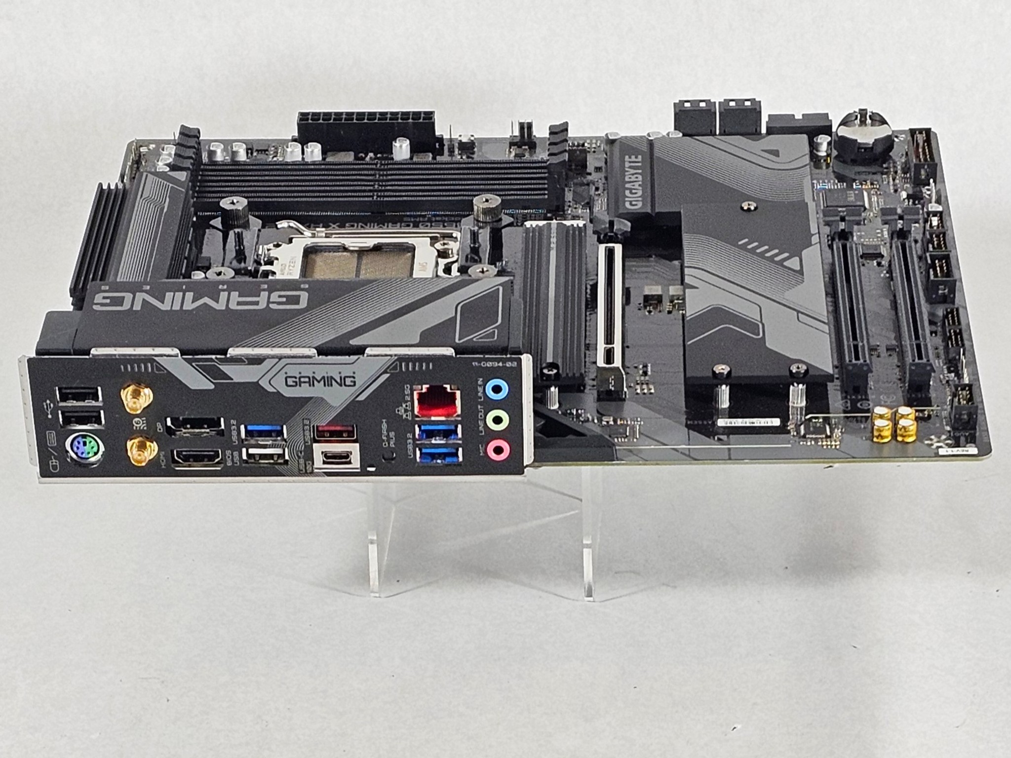 Gigabyte B650 AM5 DDR5 WIFI Gaming AX X V2 ATX Motherboard