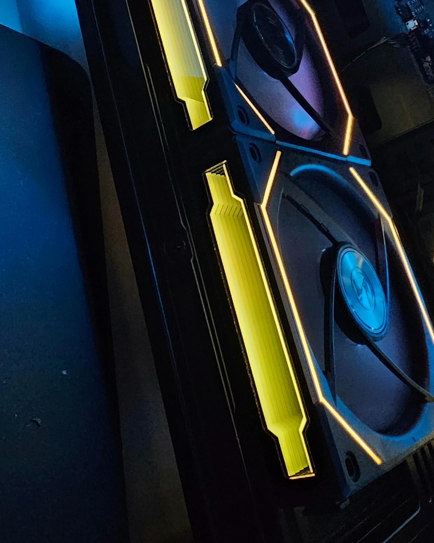 Custom retirement Lian Li full build, AMD 7800X3D with a Powercolor 7900XTX, 32GB of DDR5, 6TB