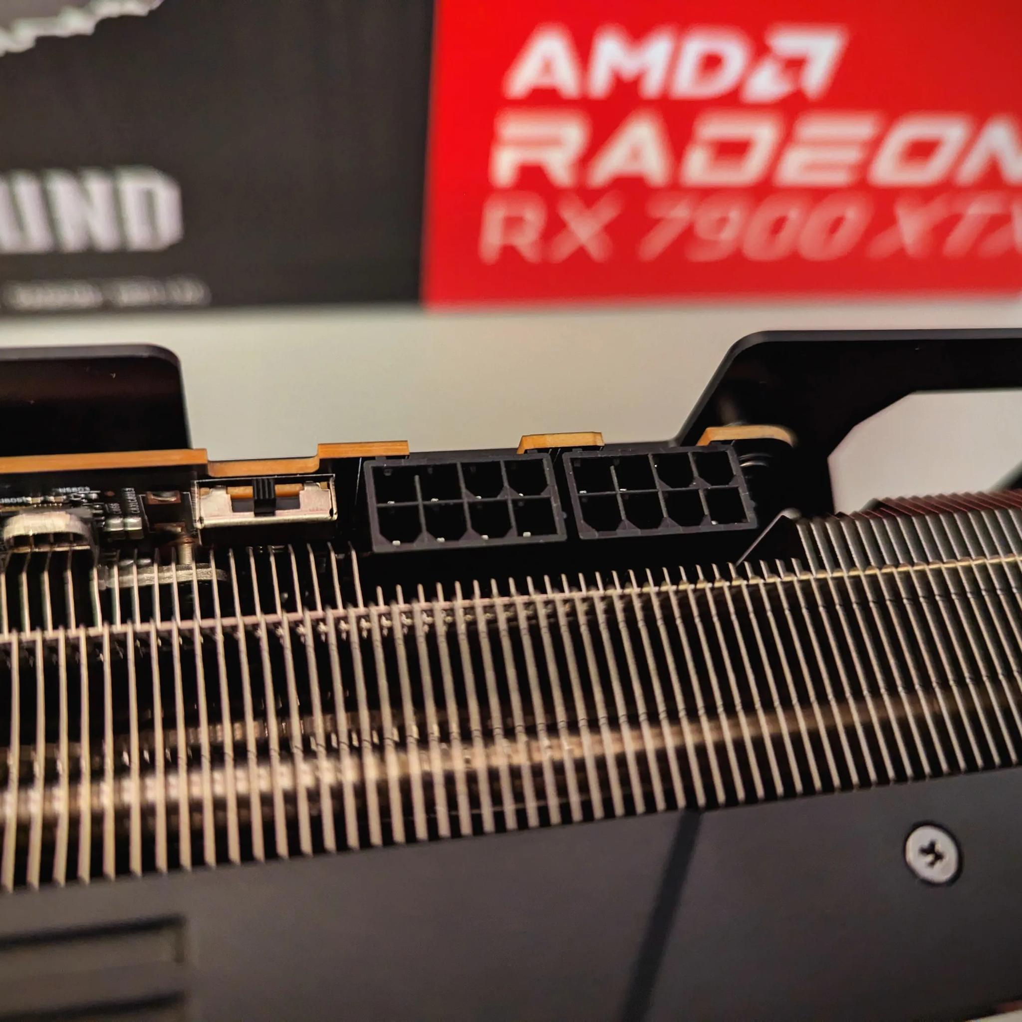 PowerColor Hellhound Radeon RX 7900 XTX 24 GB Video Card