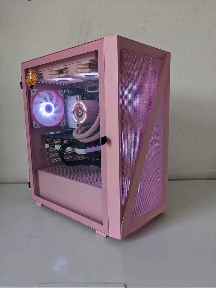 "The Pink PC" - RYZEN 7 4700G - RTX 2060 - 16GB DDR4-3000
