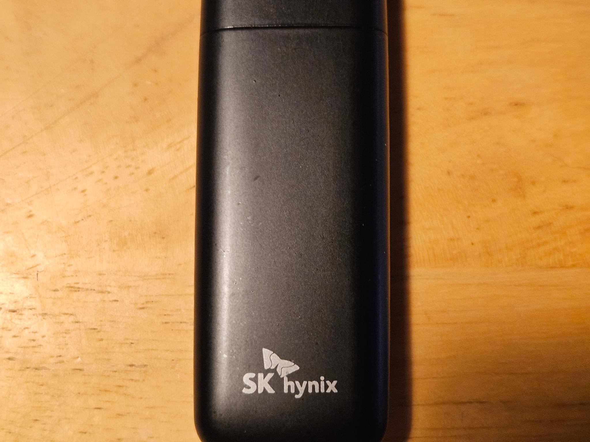 1TB SK Hynix Tube T31 Stick SSD with DRAM