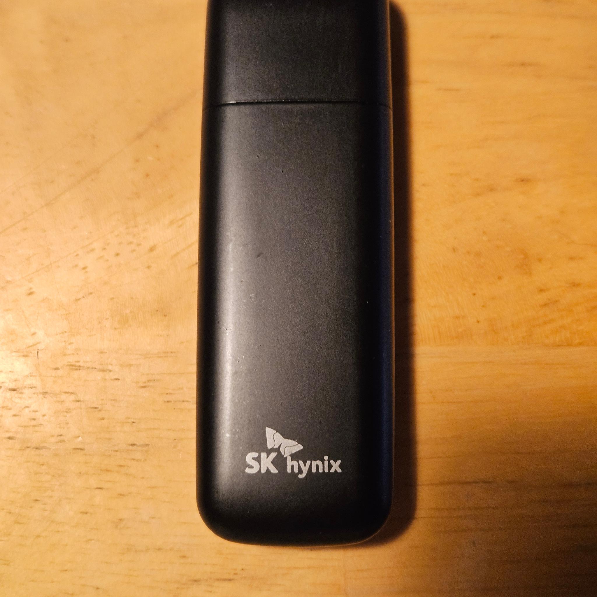 1TB SK Hynix Tube T31 Stick SSD with DRAM