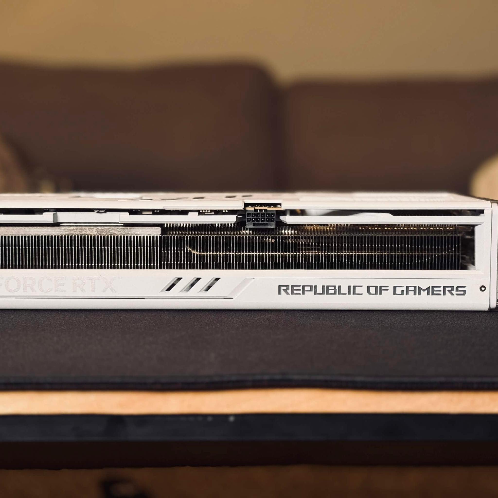 🤍 ASUS ROG STRIX GeForce RTX 4090 GAMING OC White 24GB🤍