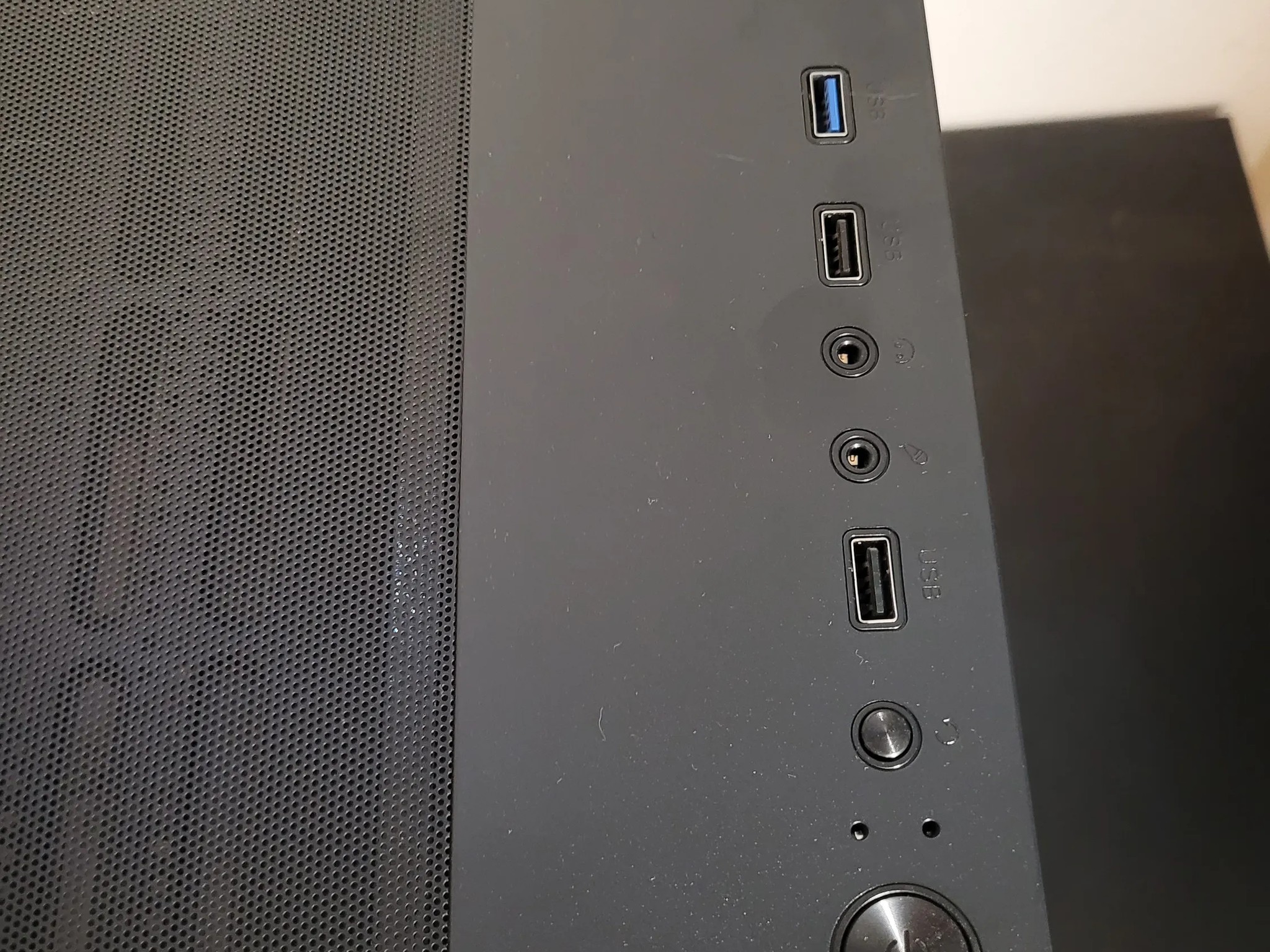 💣 TANK 💣 // Ryzen 7 5700x // RTX 3070 // 32GB DDR4 // 1TB NVME // WIFI + BT