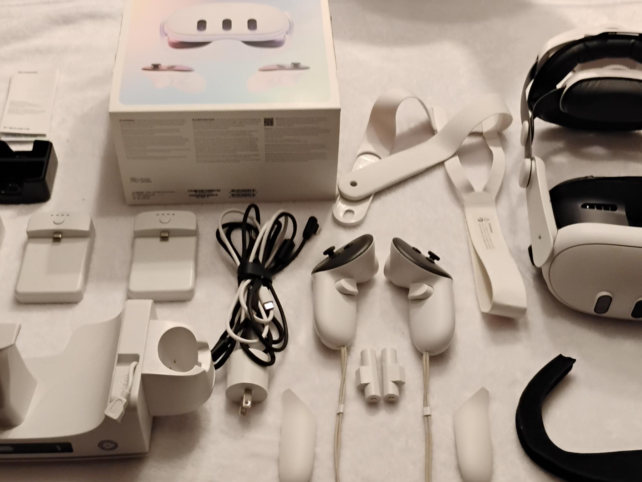Meta Quest 3 512GB Model w/ Accessories