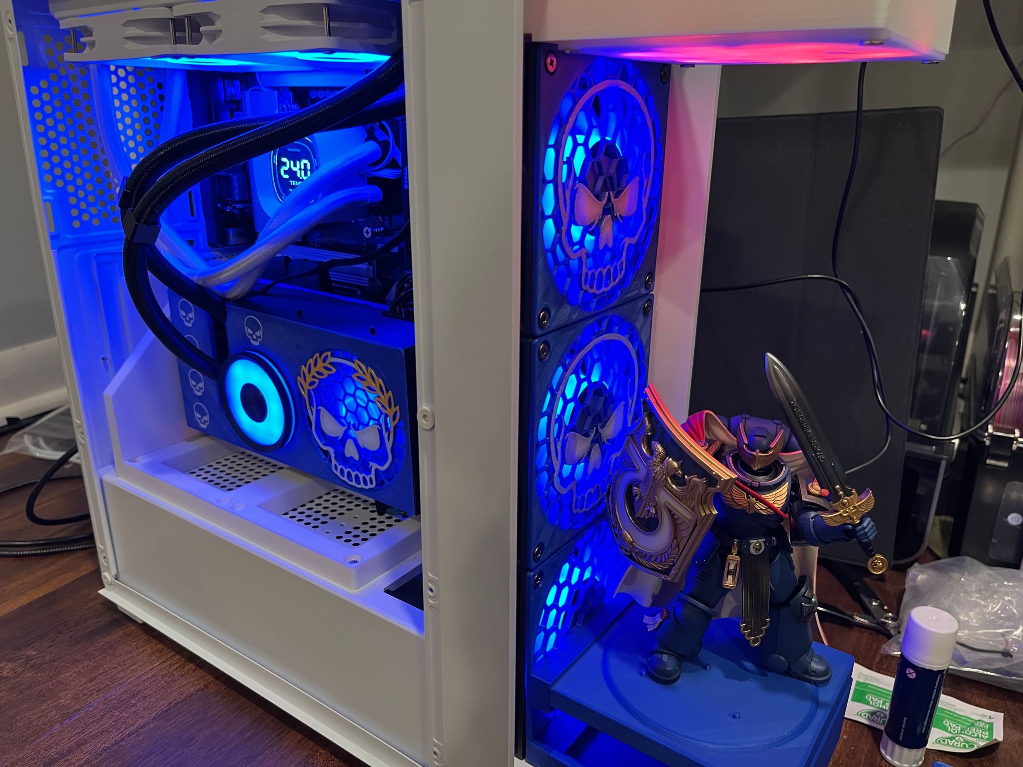 GRIMDARK RTX3080 250KF+ 16GB DDR5 PC w/ Warhammer 40K Action Figure - Dual AIO Watercool...