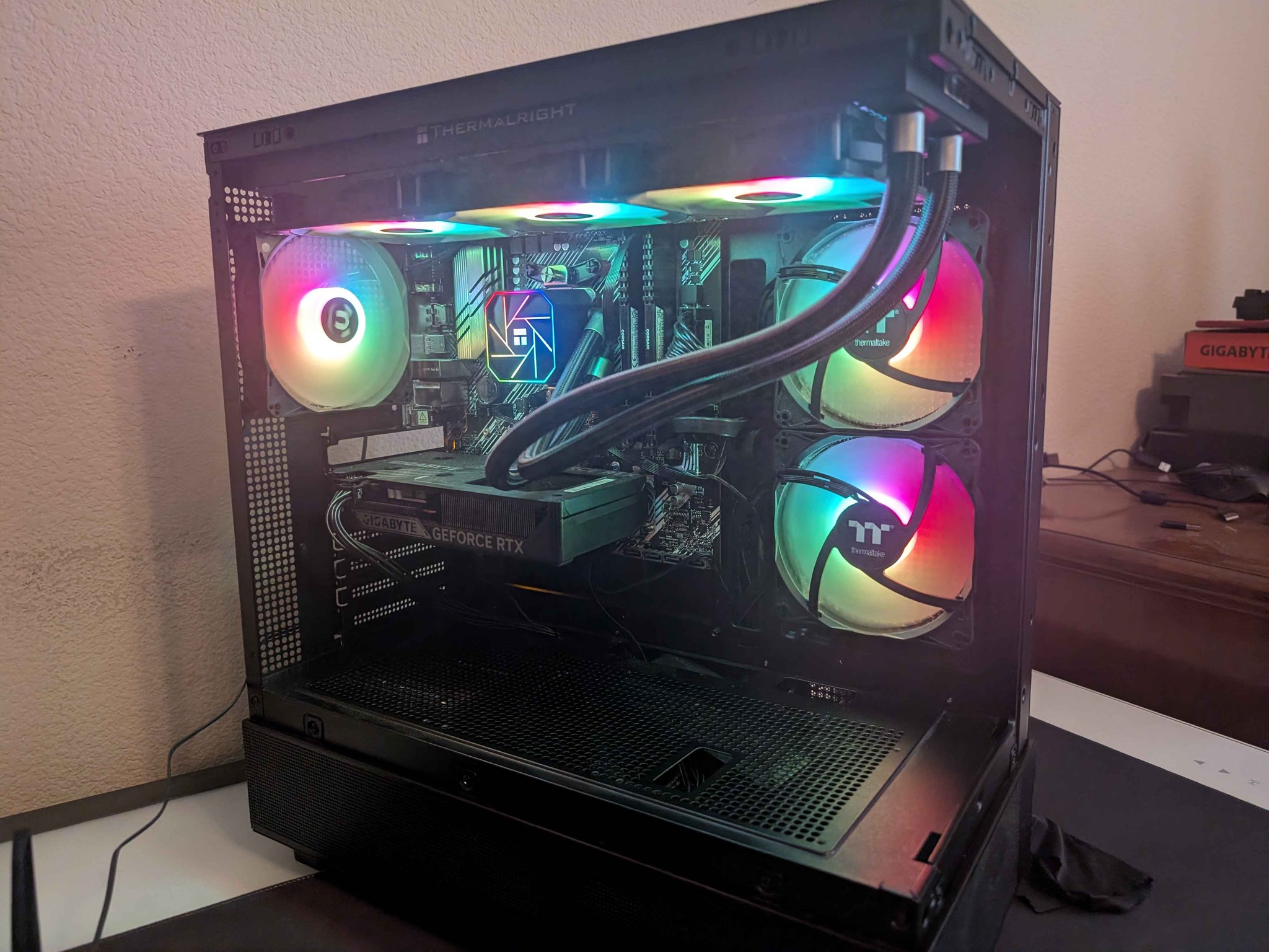 RTX 5060 | AMD 5700x | 32GB DDR4 | 1200GB NVME | Custom Black PC