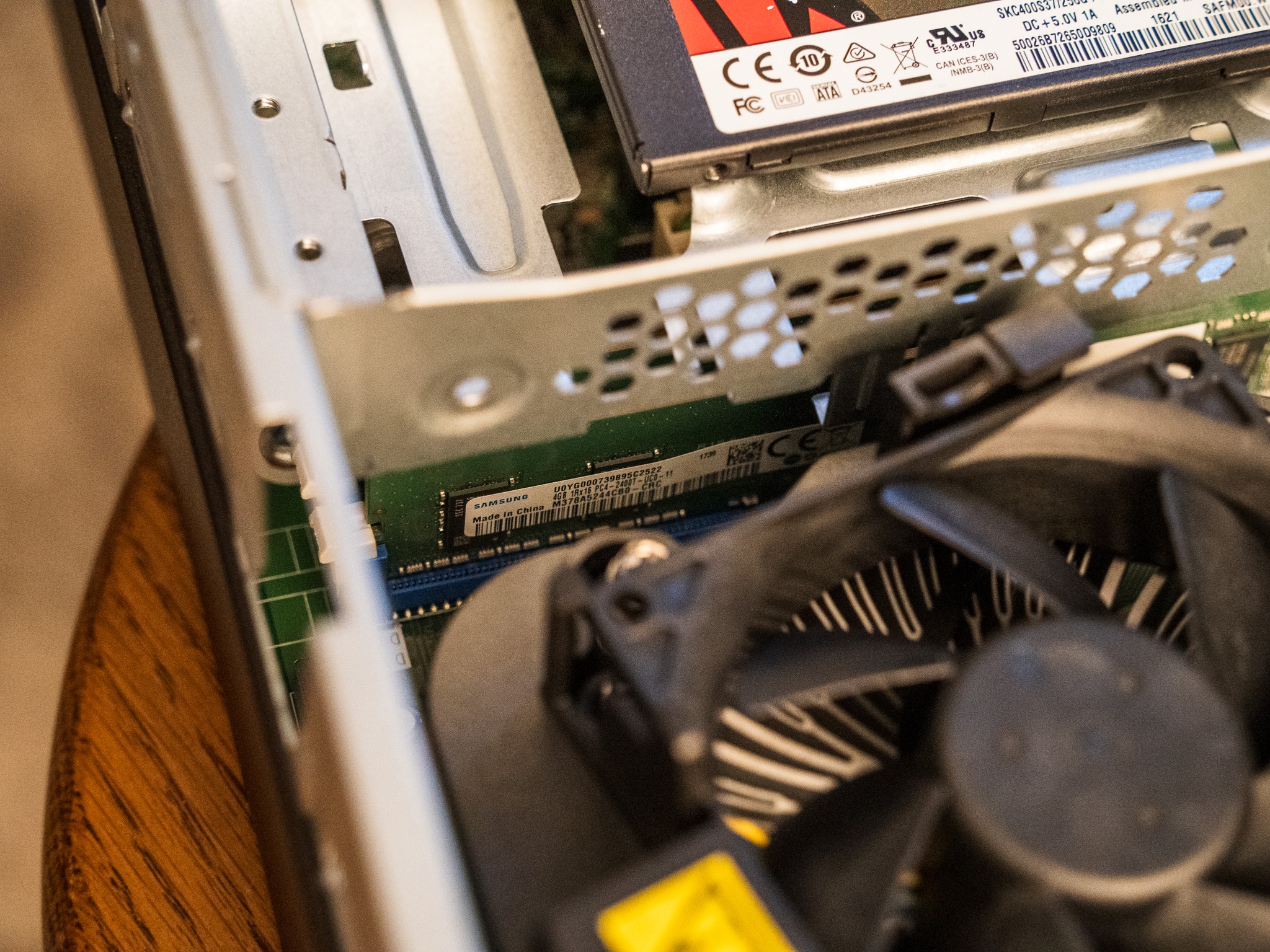 Refurbished Lenovo Gaming PC – RX 550 4GB | SSD | WiFi | Bazzite | Budget SteamDeck