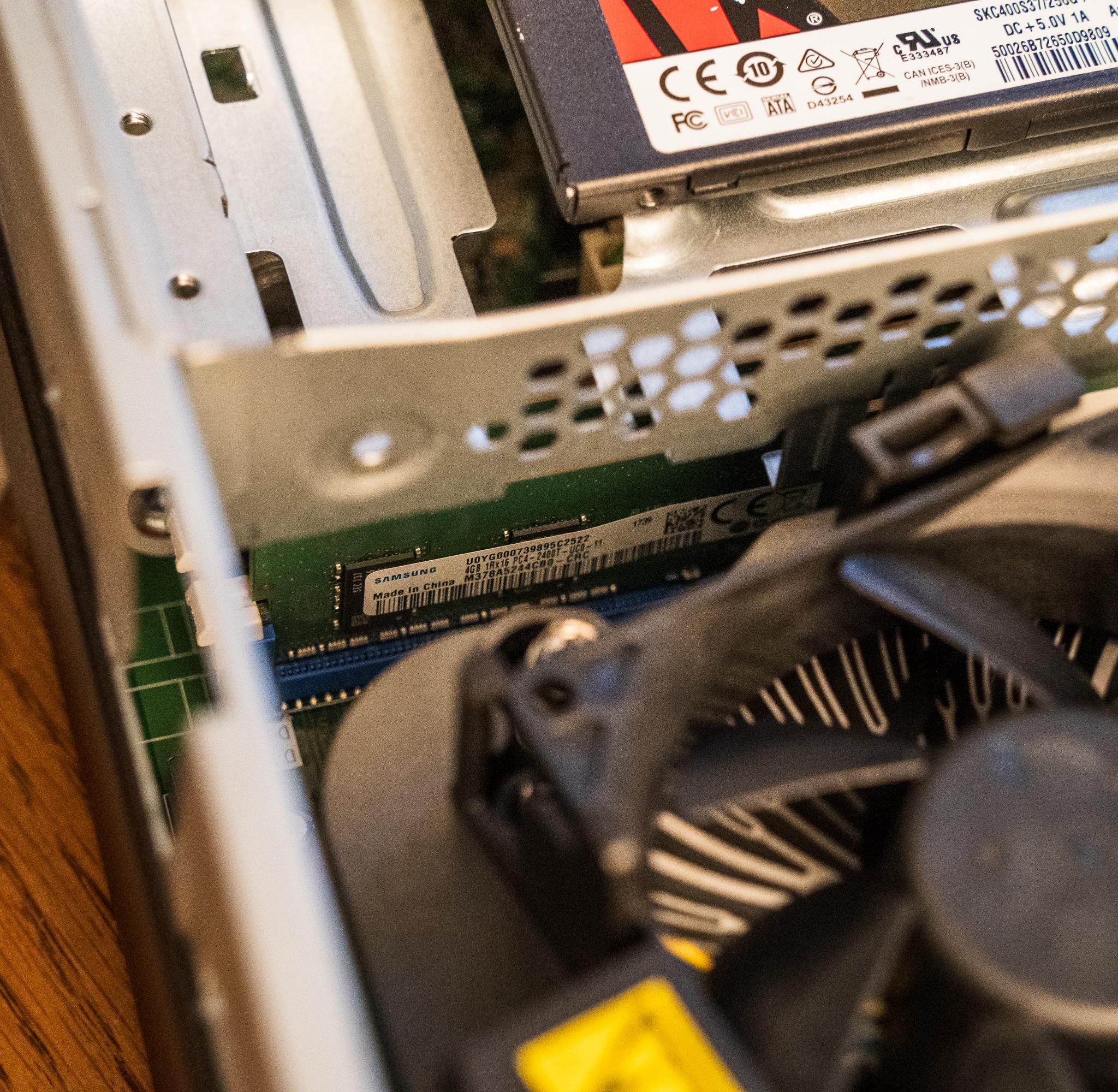 Refurbished Lenovo Gaming PC – RX 550 4GB | SSD | WiFi | Bazzite | Budget SteamDeck