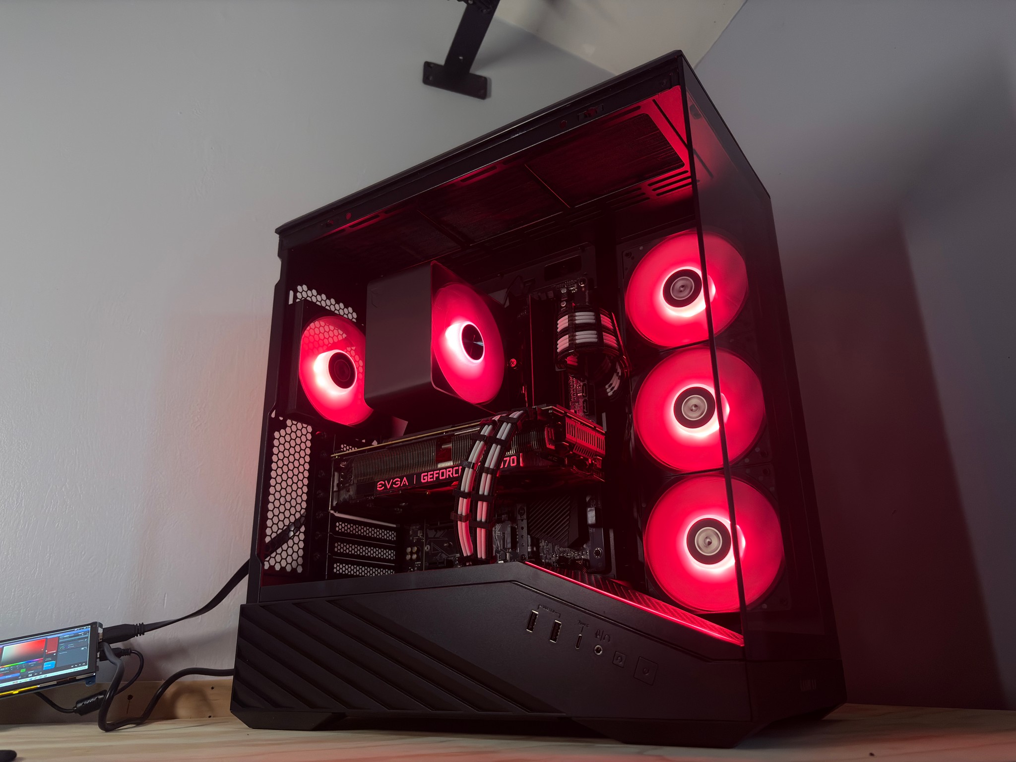 Apex Series PC / Ryzen 5 + RTX 2070 / NVMe SSD / Ready to play!