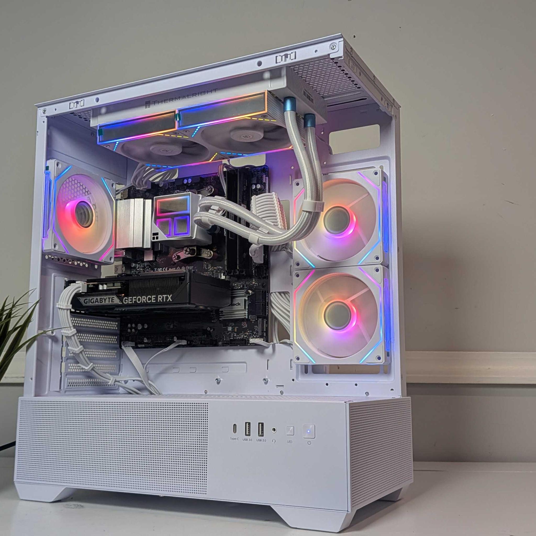 RTX 5060 | RYZEN 5 3600 | 16GB RAM | 1TB SSD | WINDOWS 11 | Mid-Range PCs