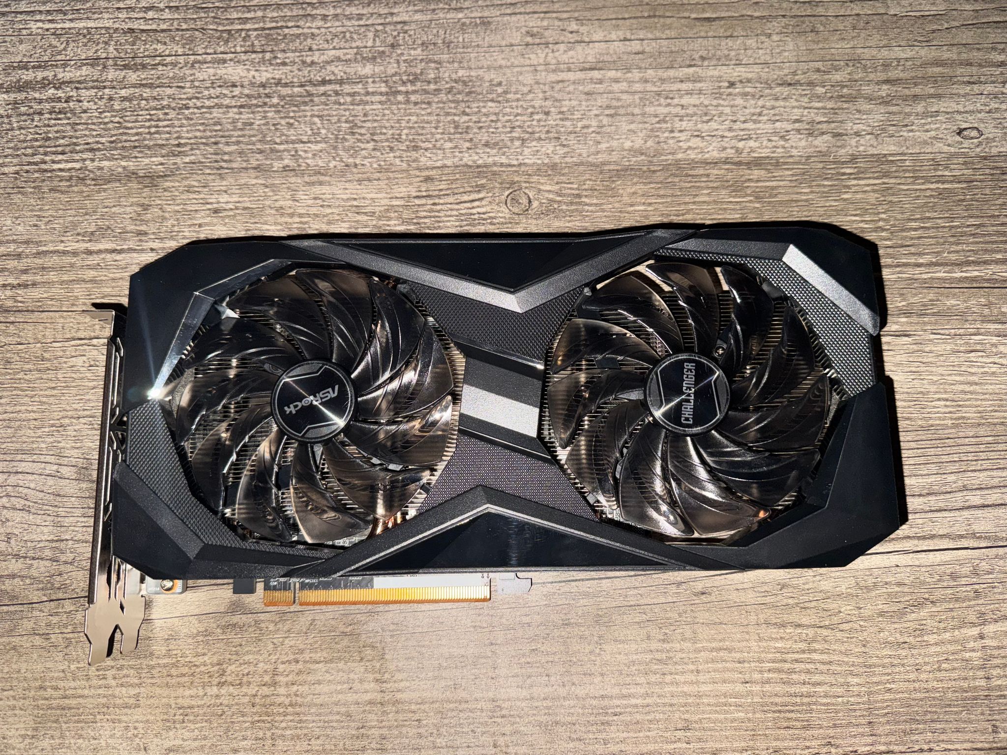 ASRock RX 7600