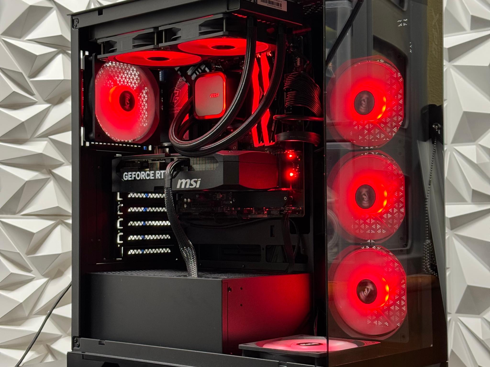 RTX 5070 / 16GB DDR5 / 1TB Samsung 980 Pro / Ryzen 5 9600x / 750w psu / liquid