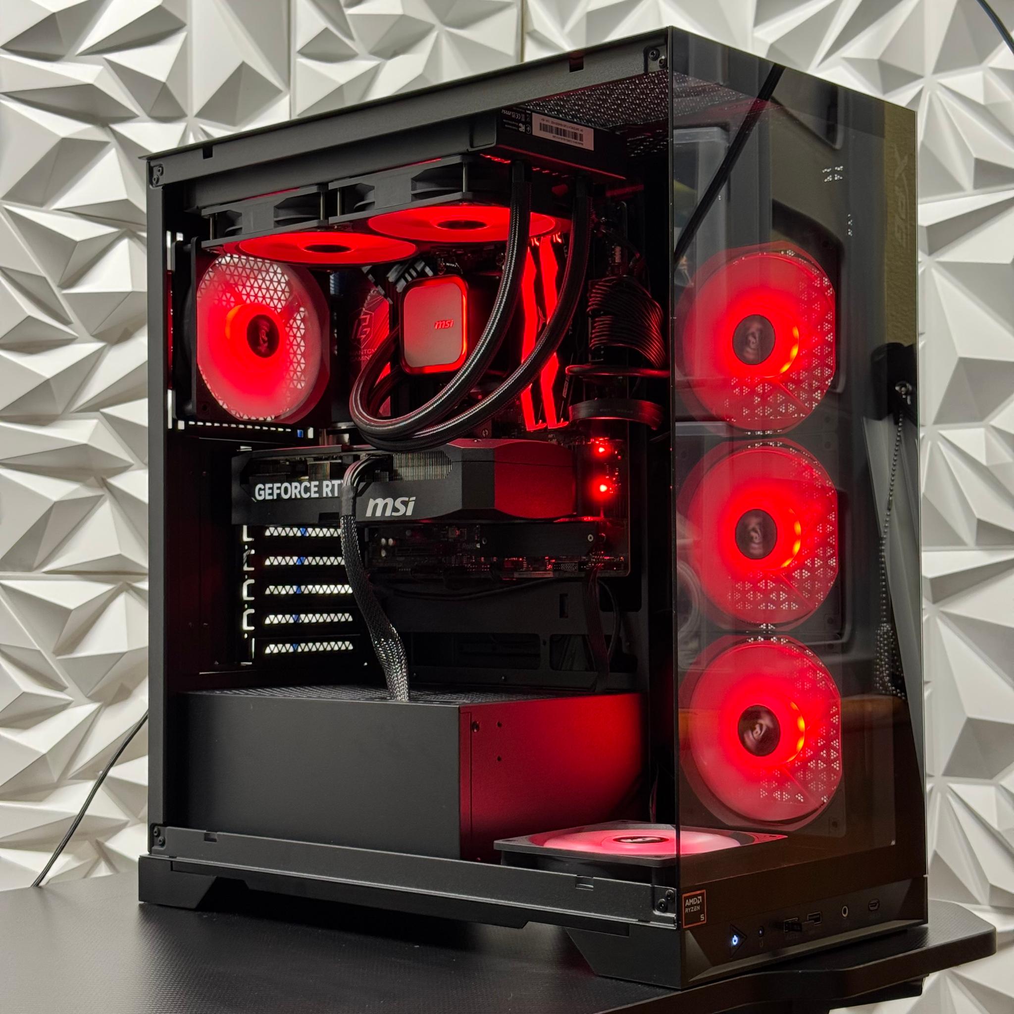 RTX 5070 / 16GB DDR5 / 1TB Samsung 980 Pro / Ryzen 9000 Series / 750w psu / liquid