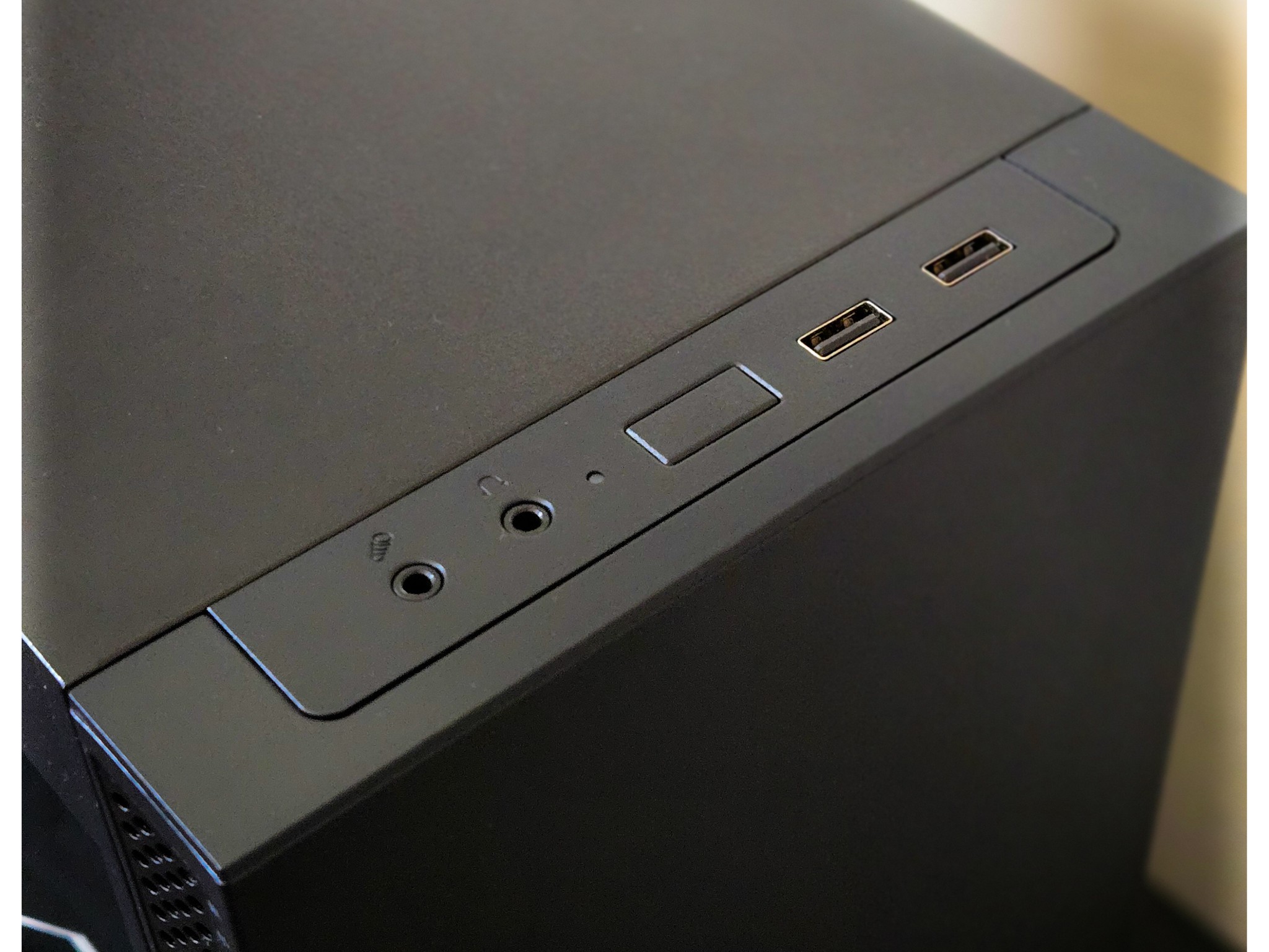 GTX 1660 Super | Ryzen 5 1400 | Wi-Fi | 1080p Gaming PC
