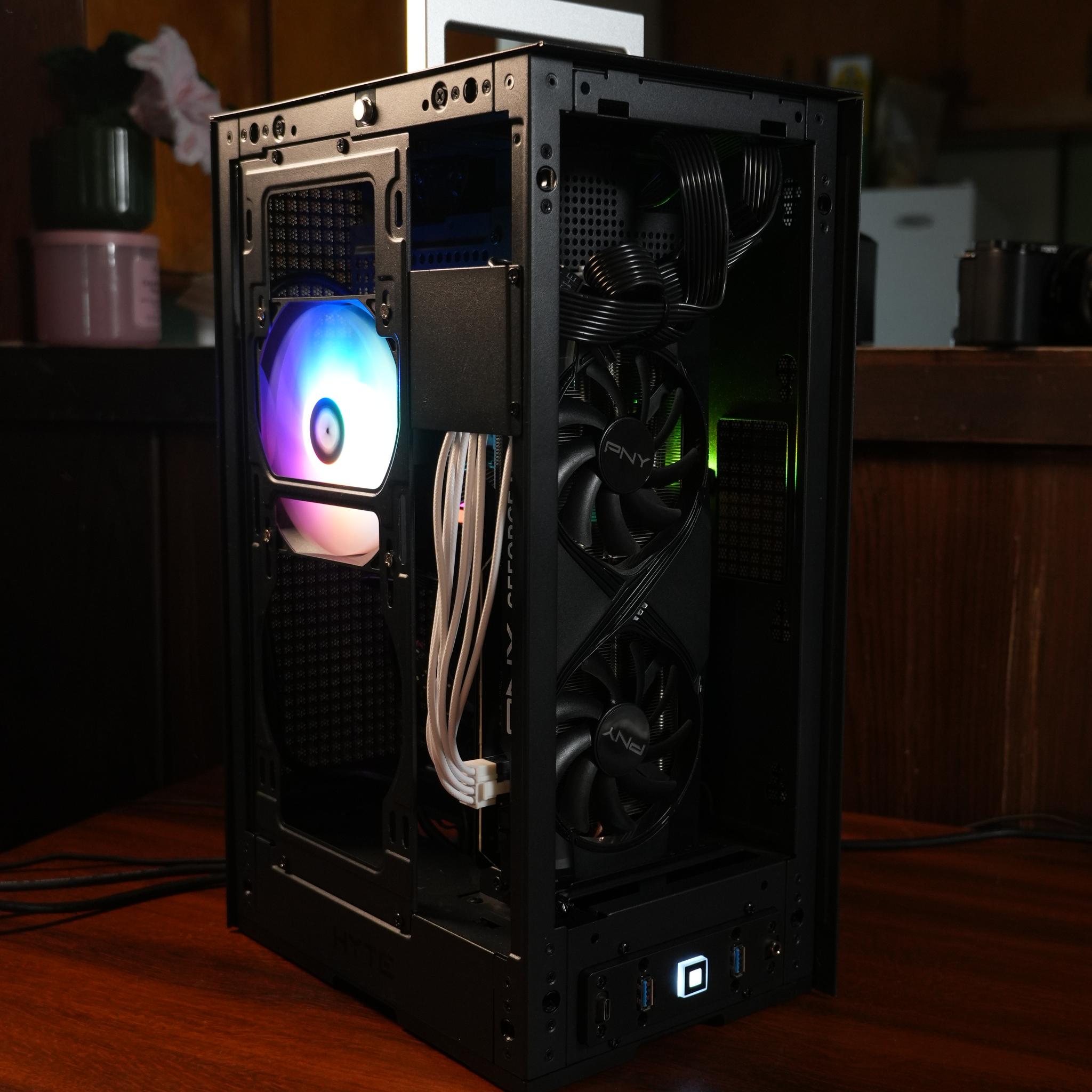 Looming Tower II | RYZEN 5 5600X | RTX 5060 TI 8G | 32GB DDR4 | 1TB NVME | WINDOWS 11 PRO + WIFI.BT