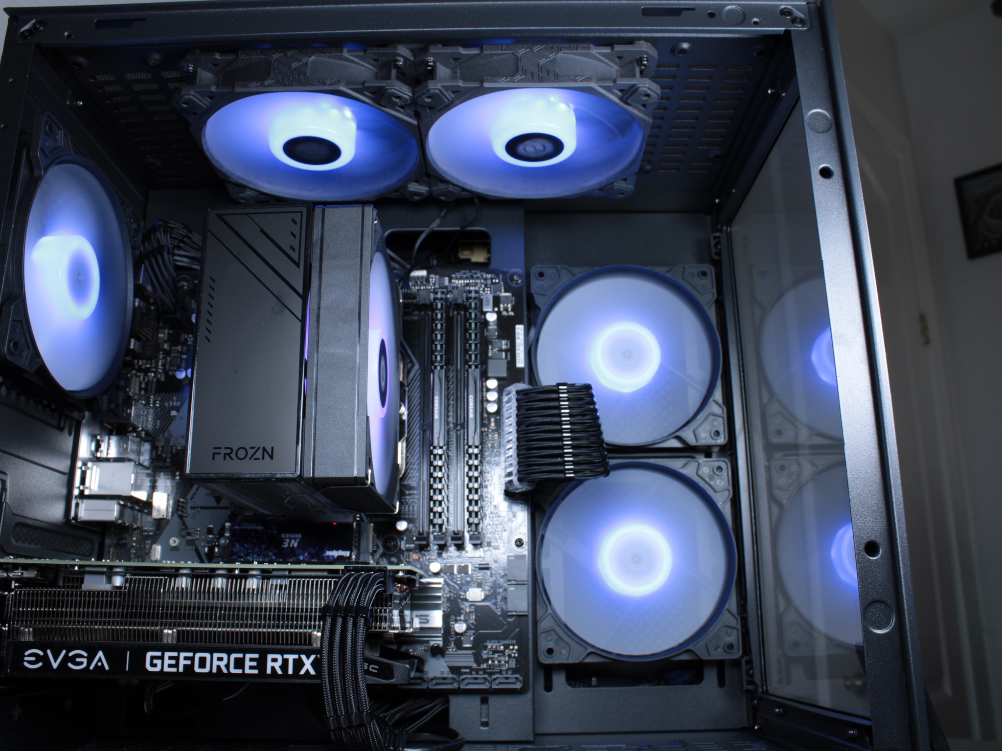 EVGA RTX 2060 | Ryzen 5 2600x | 16GB 3000 MHz Ram | 1 TB NVMe M.2 SSD | Win 11 Activated | WiFi