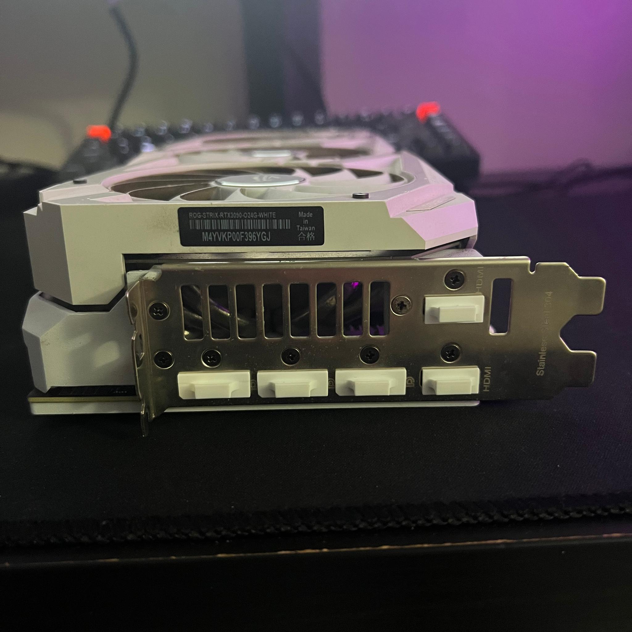 ASUS ROG Strix GeForce RTX 3090 OC White Edition 24GB GDDR6X