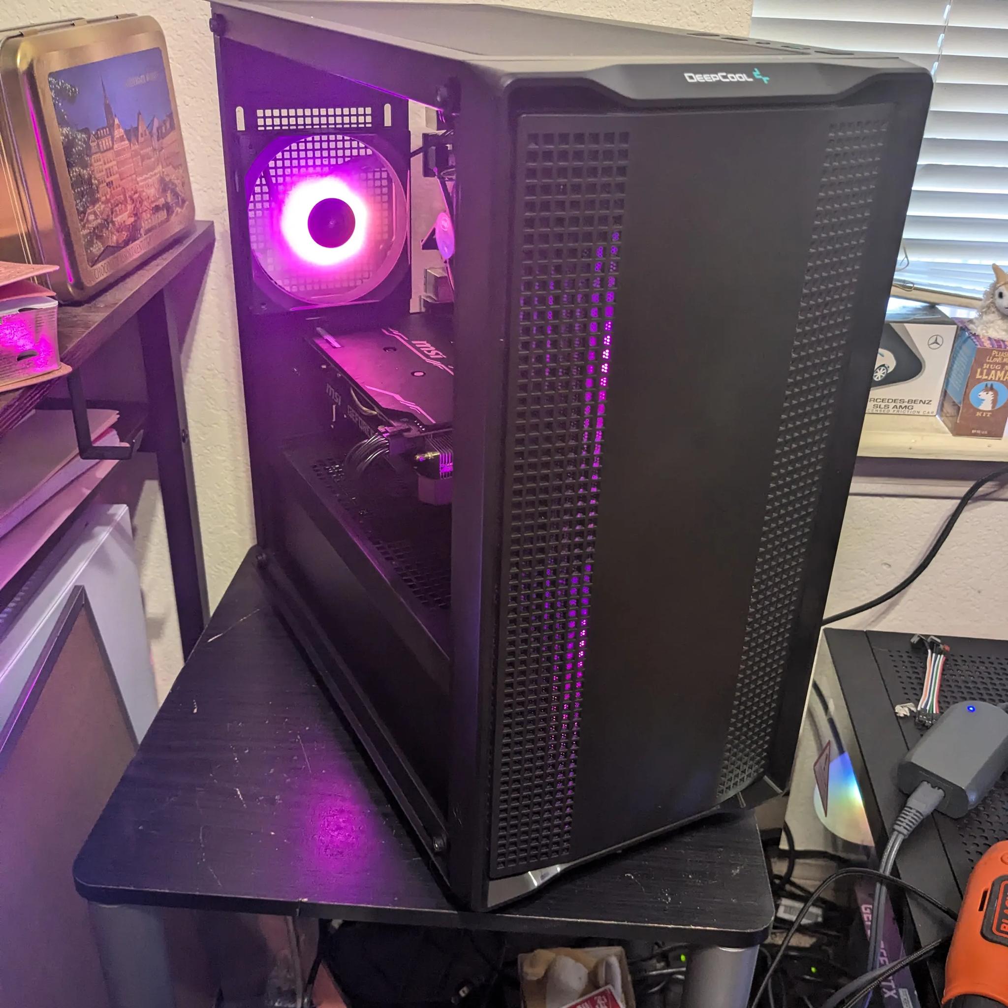 FREE SHIP|| i7-8700, 32GB DDR4, RTX 2060 SUPER 6GB, 500GB Samsung SSD, New PSU, RGB, Wifi, Win10