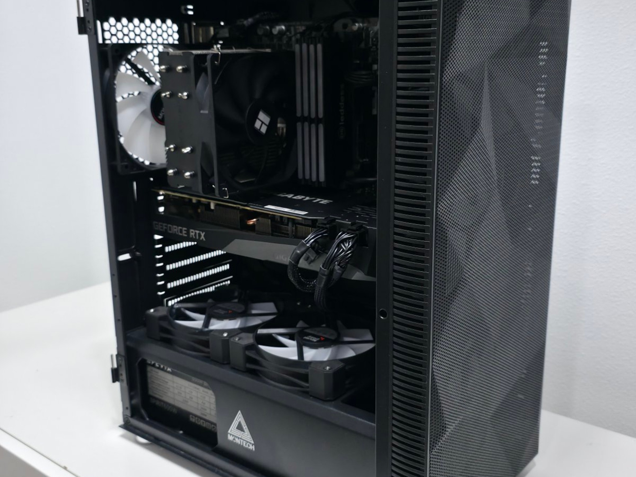 Custom-Built High-Performance RTX 3070 Gaming Desktop