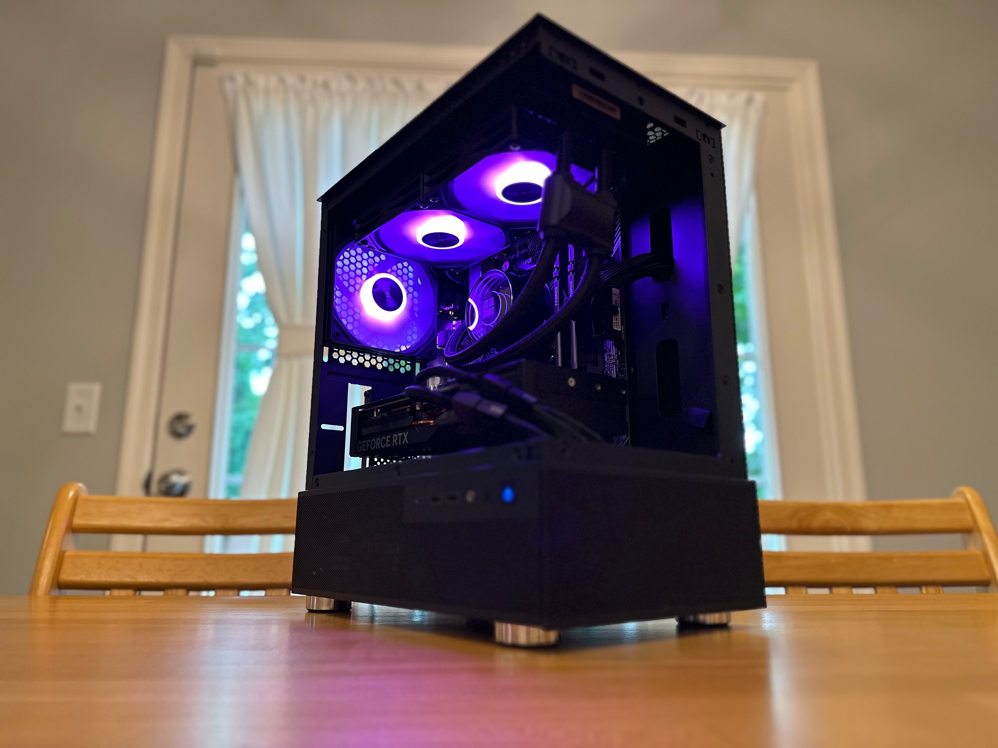 🕶️🐼|RTX 4070 ti, Ryzen 5800x, 32gb DDR4, 1tb NVMe, AIO Cooled Gaming, Streaming, Wifi Equipped PC