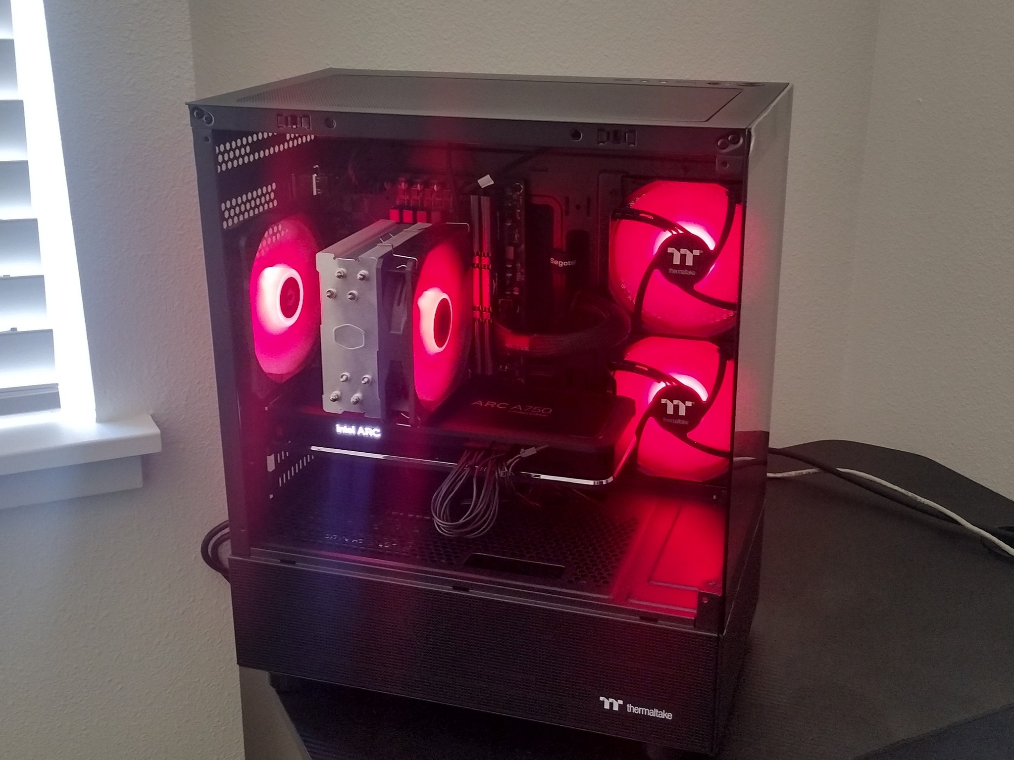 Budget Gaming PC, Limited Edition INTEL ARC A750, Intel i5 12400F, 16 GB RAM, 1 TB, Wifi, Bluetooth