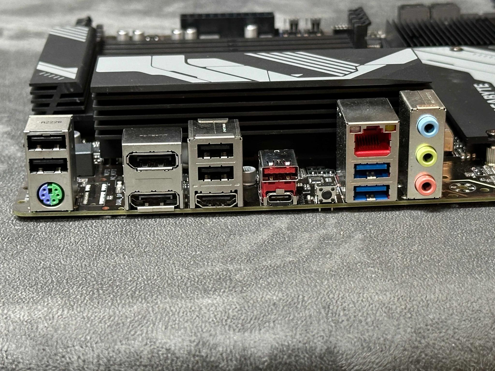 GIGABYTE B650 DS3H Motherboard | Perfect Condition | AMD Socket AM5 | Supports Two Gen 4 M.2 Drives