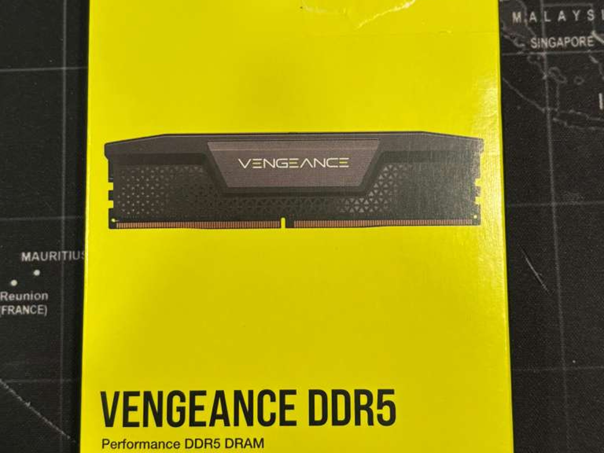 CORSAIR VENGEANCE DDR5 RAM 32GB (2x16GB) 5200MHz Intel XMP - Black (CMK32GX5M2B5200C40)
